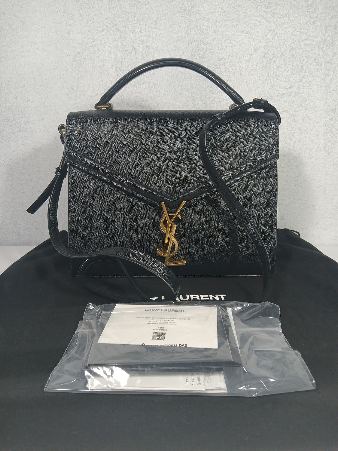 생로랑 카산드라 탑핸들 토트백 미듐 578000 상품이미지1