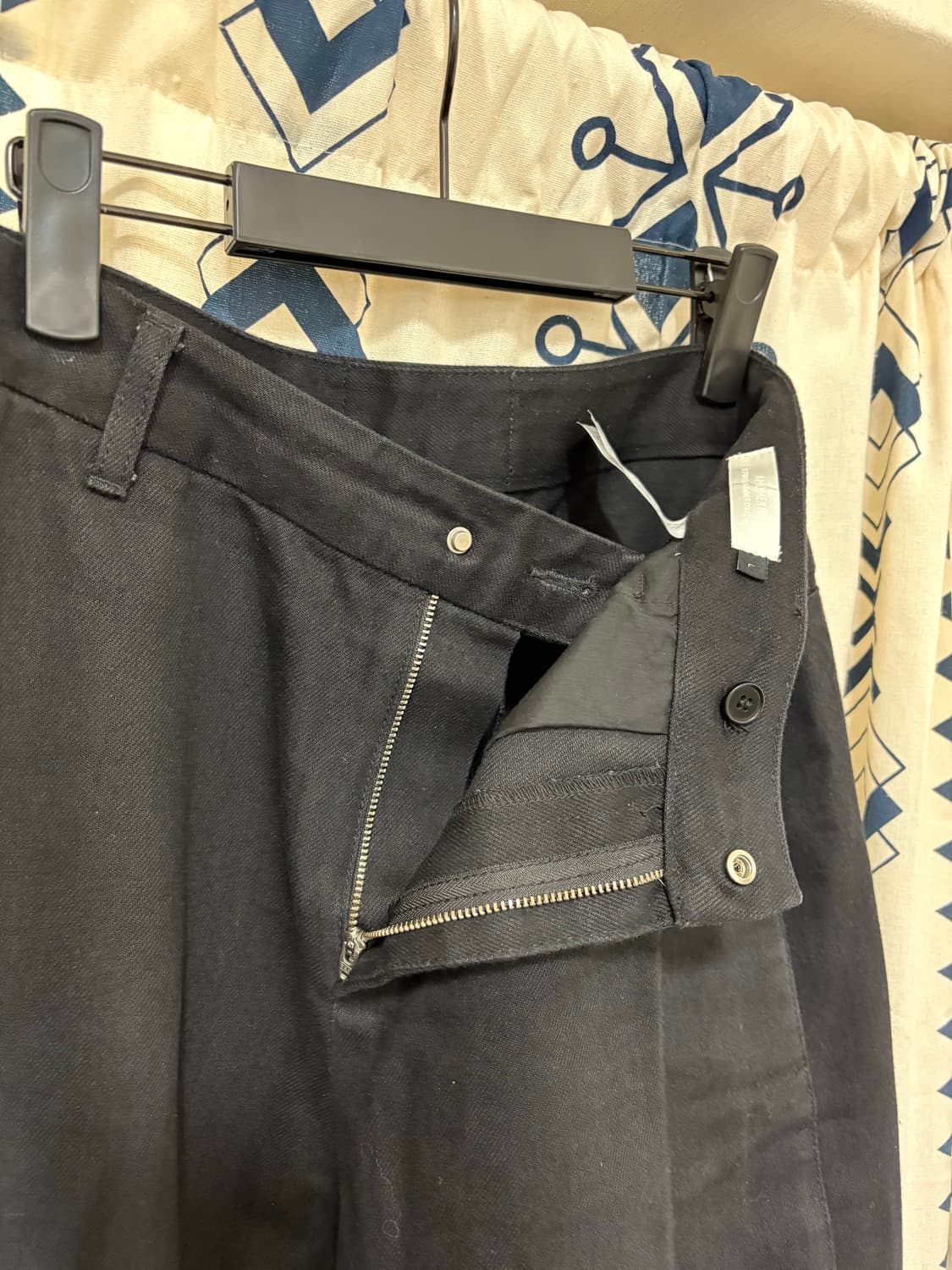 아모멘토 / 커브드 심 데님 블랙 상품이미지8