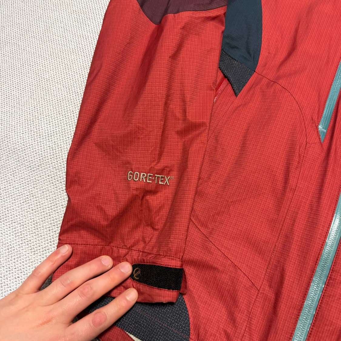 블랙야크 고어텍스 익스트림 피크 바람막이 자켓 상품이미지2