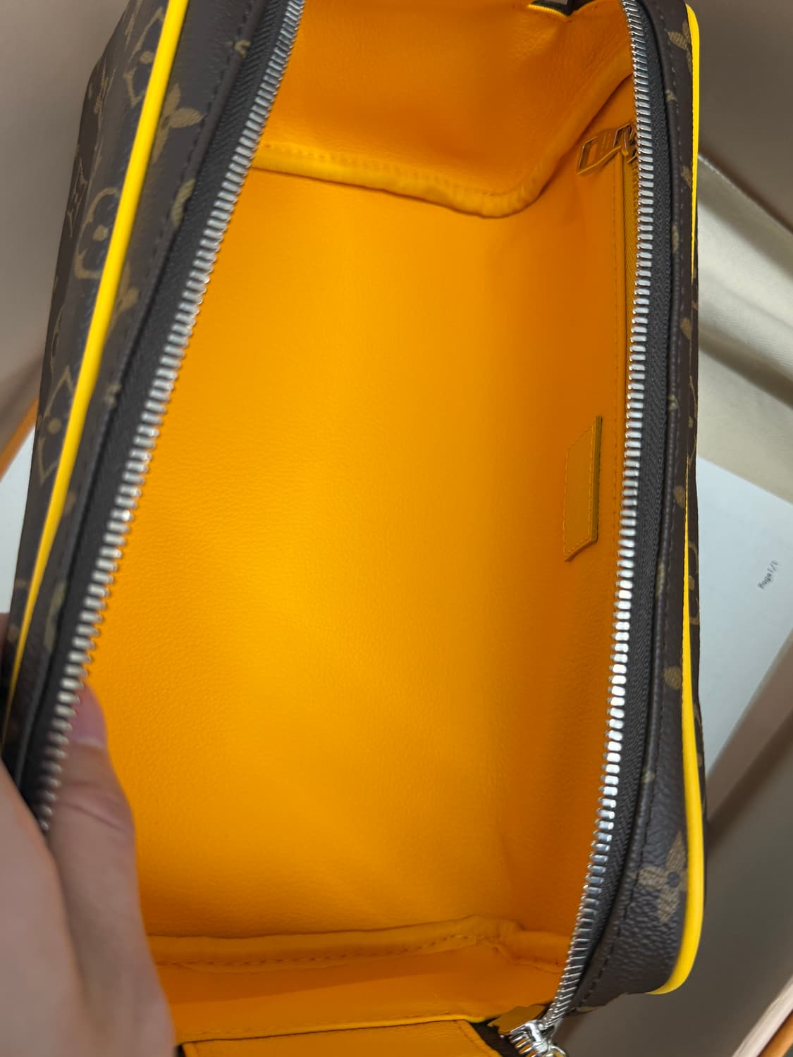 상태좋음 OS 루이비통 모노그램 돕키트 클러치 풀구성 상품이미지9