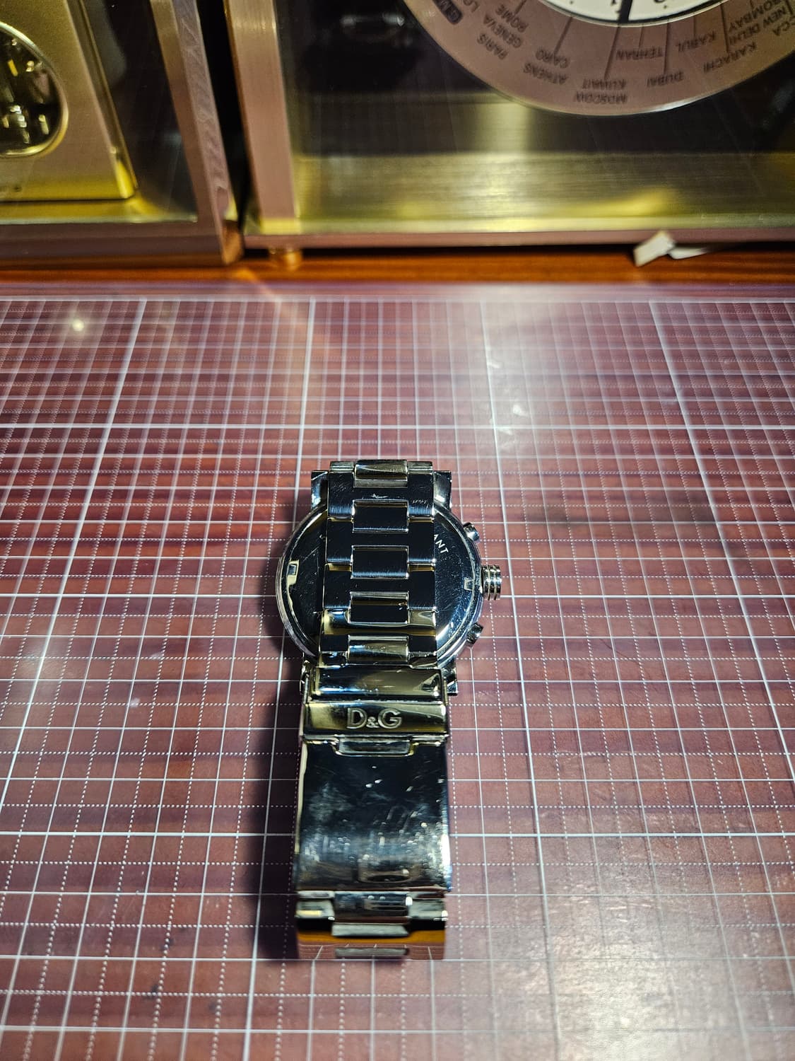 돌체앤가바나 메탈 쿼츠 시계 상품이미지4