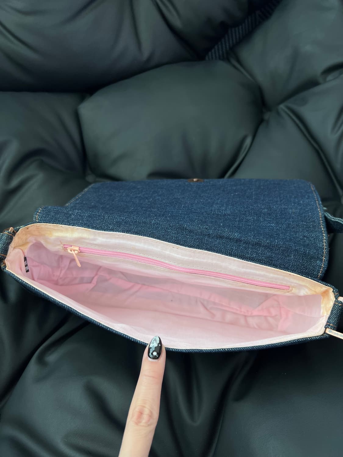 게스 GUESS Y2K 데님 숄더백 상품이미지8