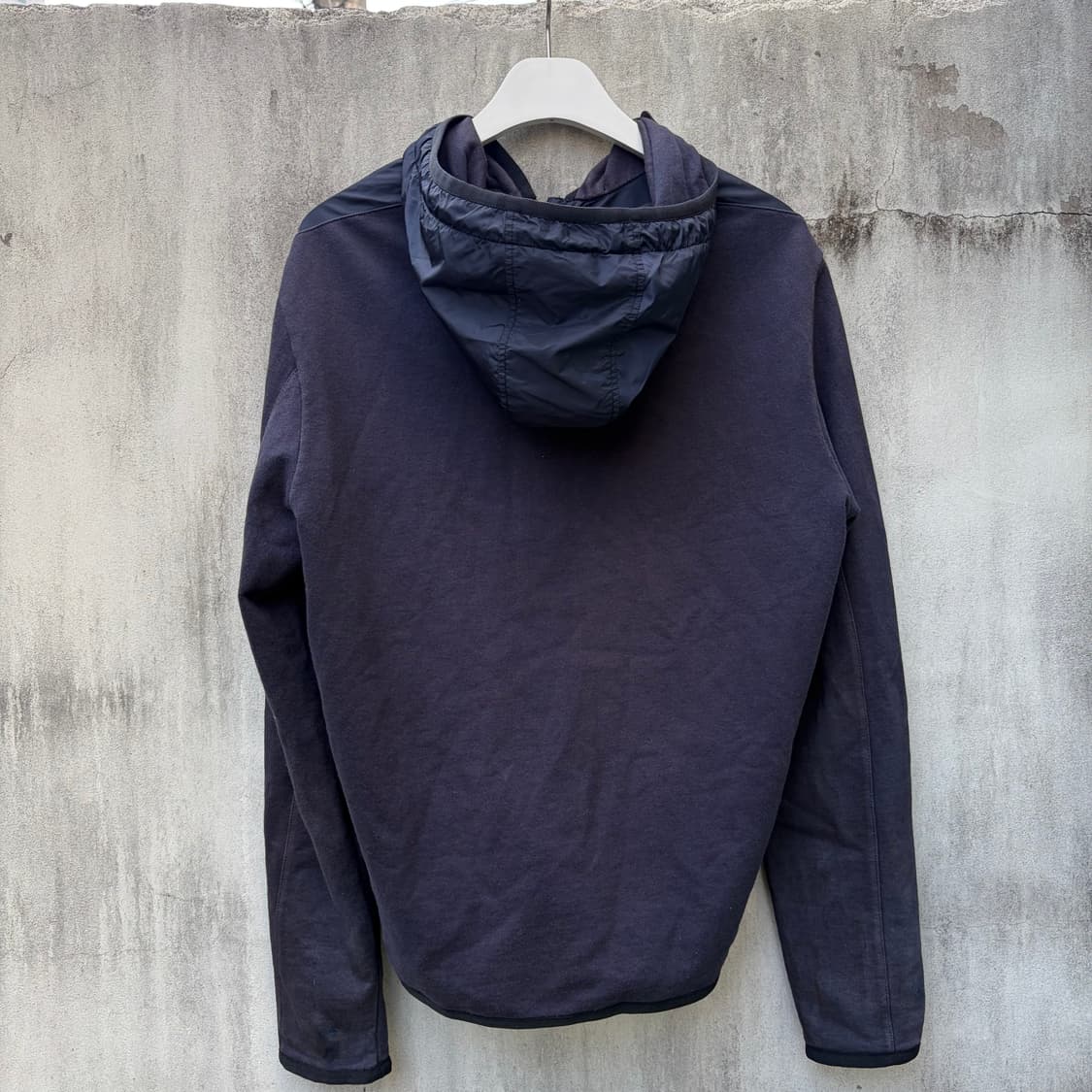 프라다 하이브리드 후드 자켓 상품이미지2