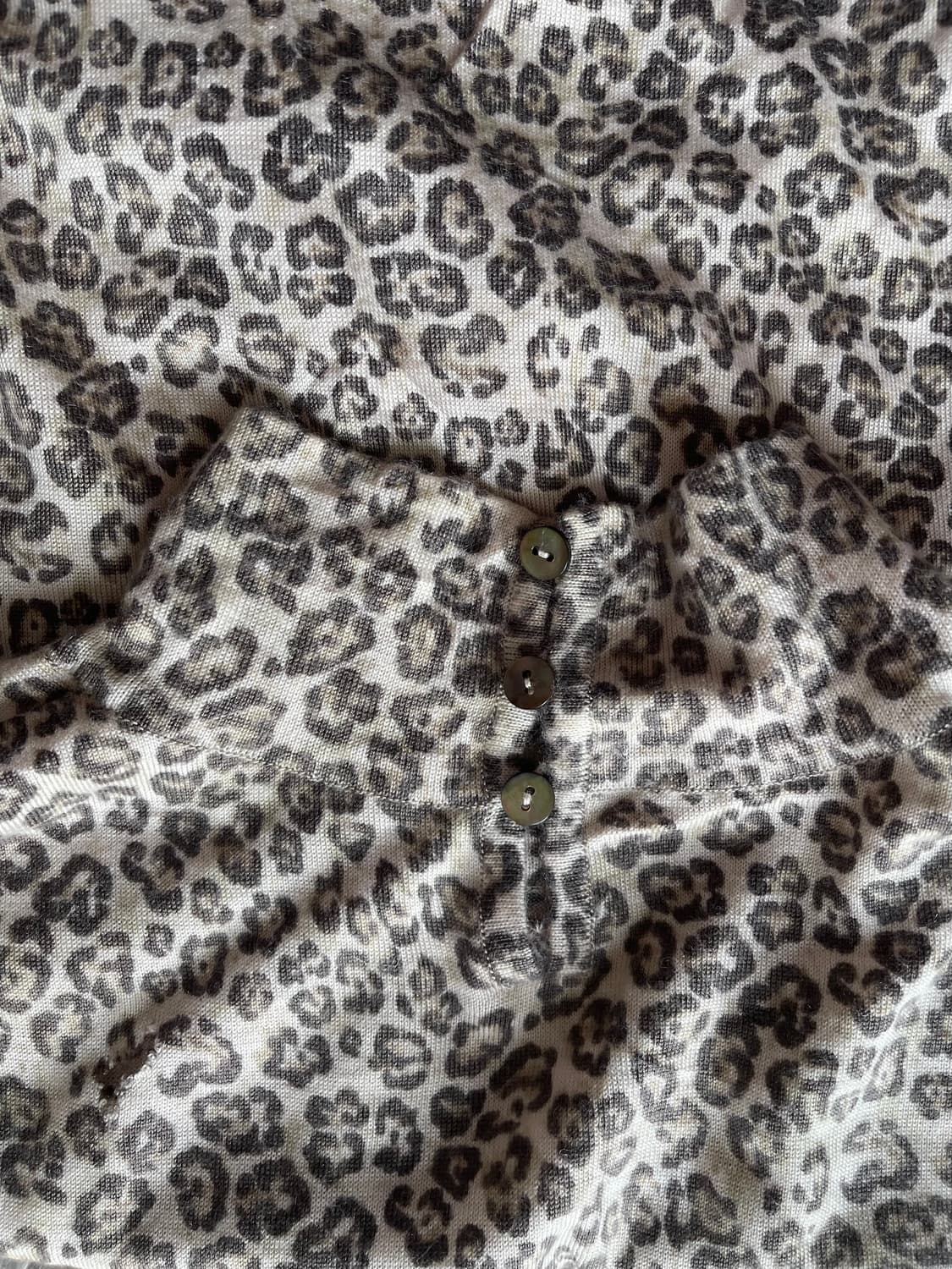 레오파드 패턴 긴팔 캐시미어 실크 울 블라우스 상품이미지2