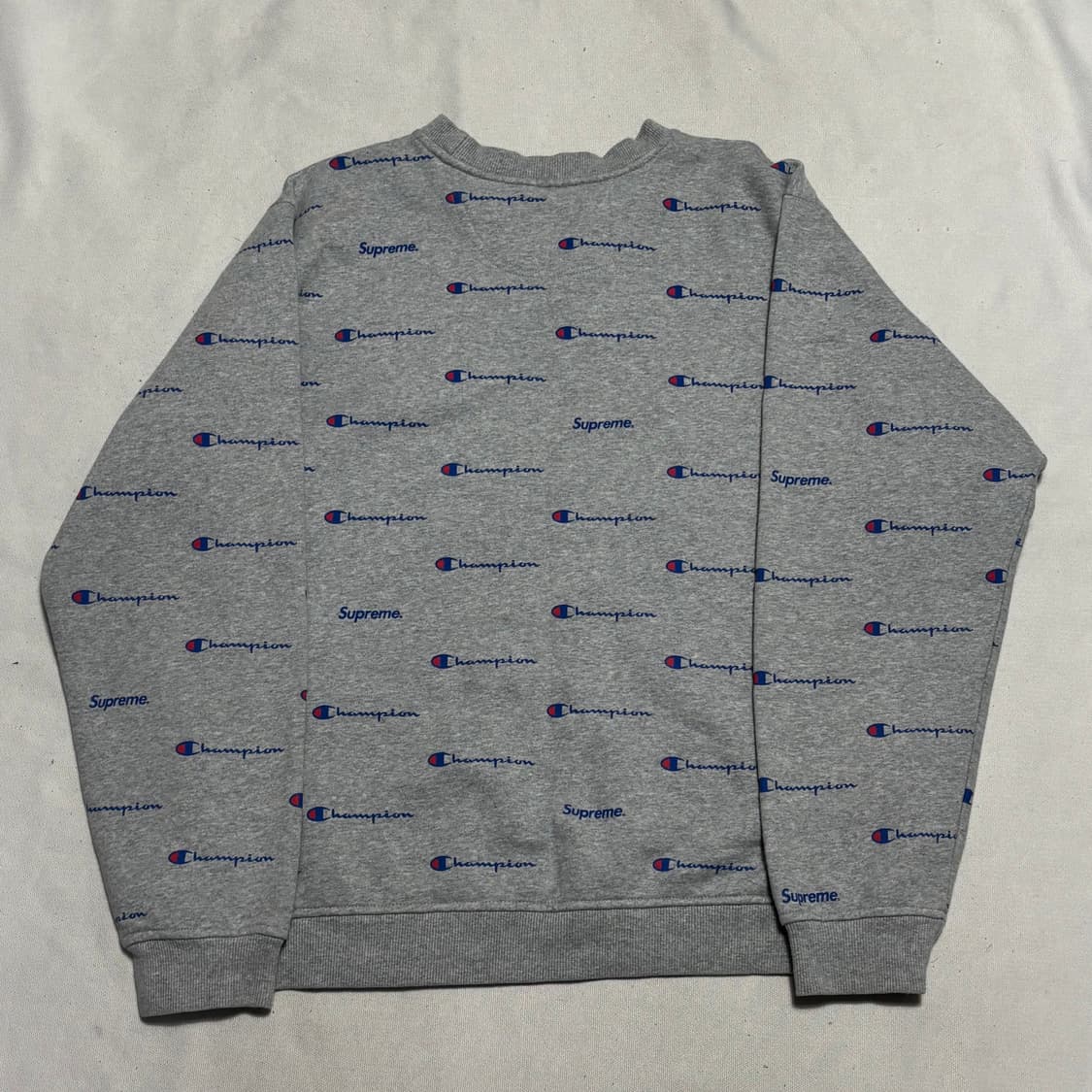 L 슈프림 X 챔피온 그레이 맨투맨 상품이미지3
