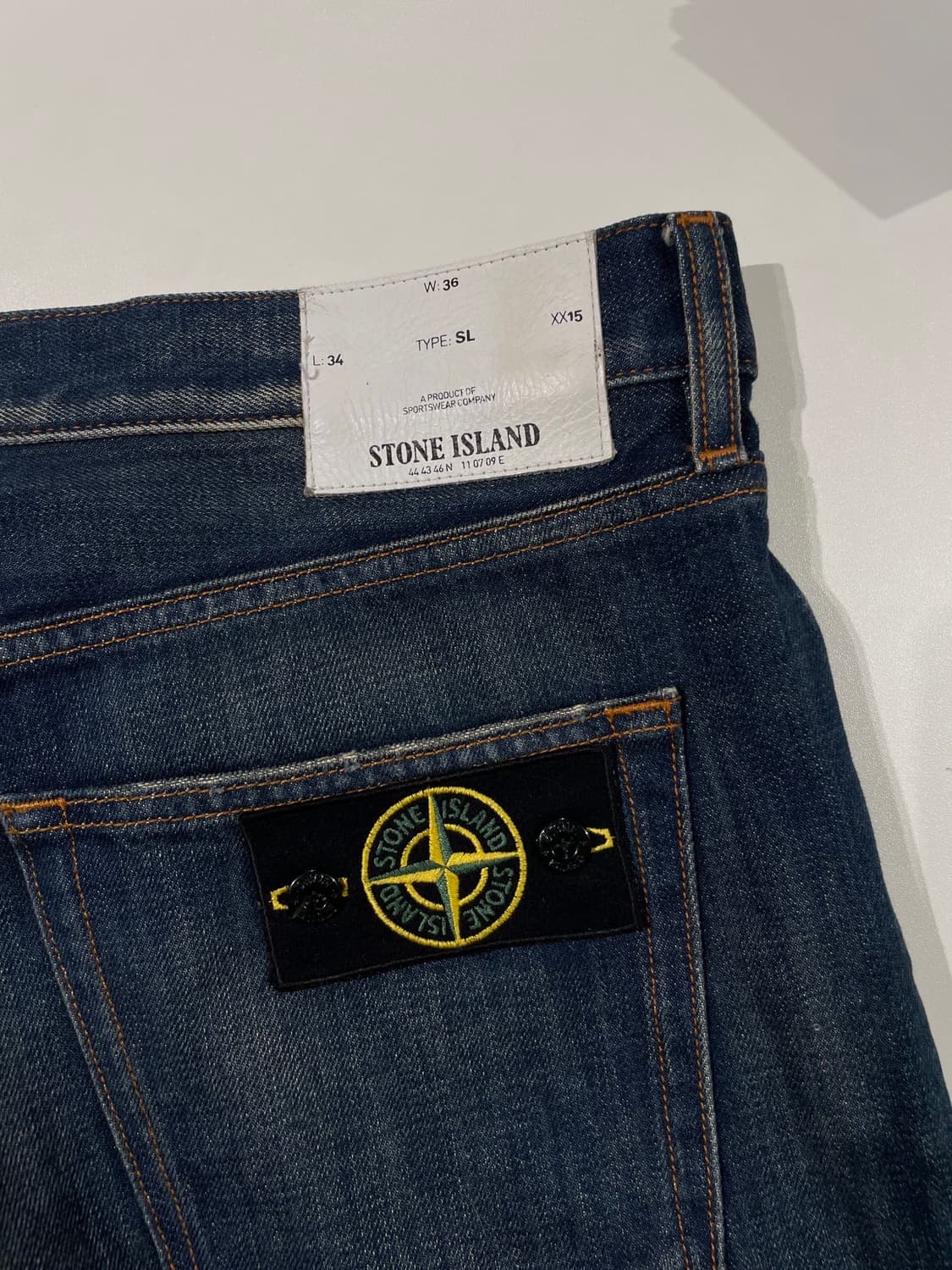 스톤 아일랜드 진청 와펜 워싱 데님 팬츠 상품이미지10