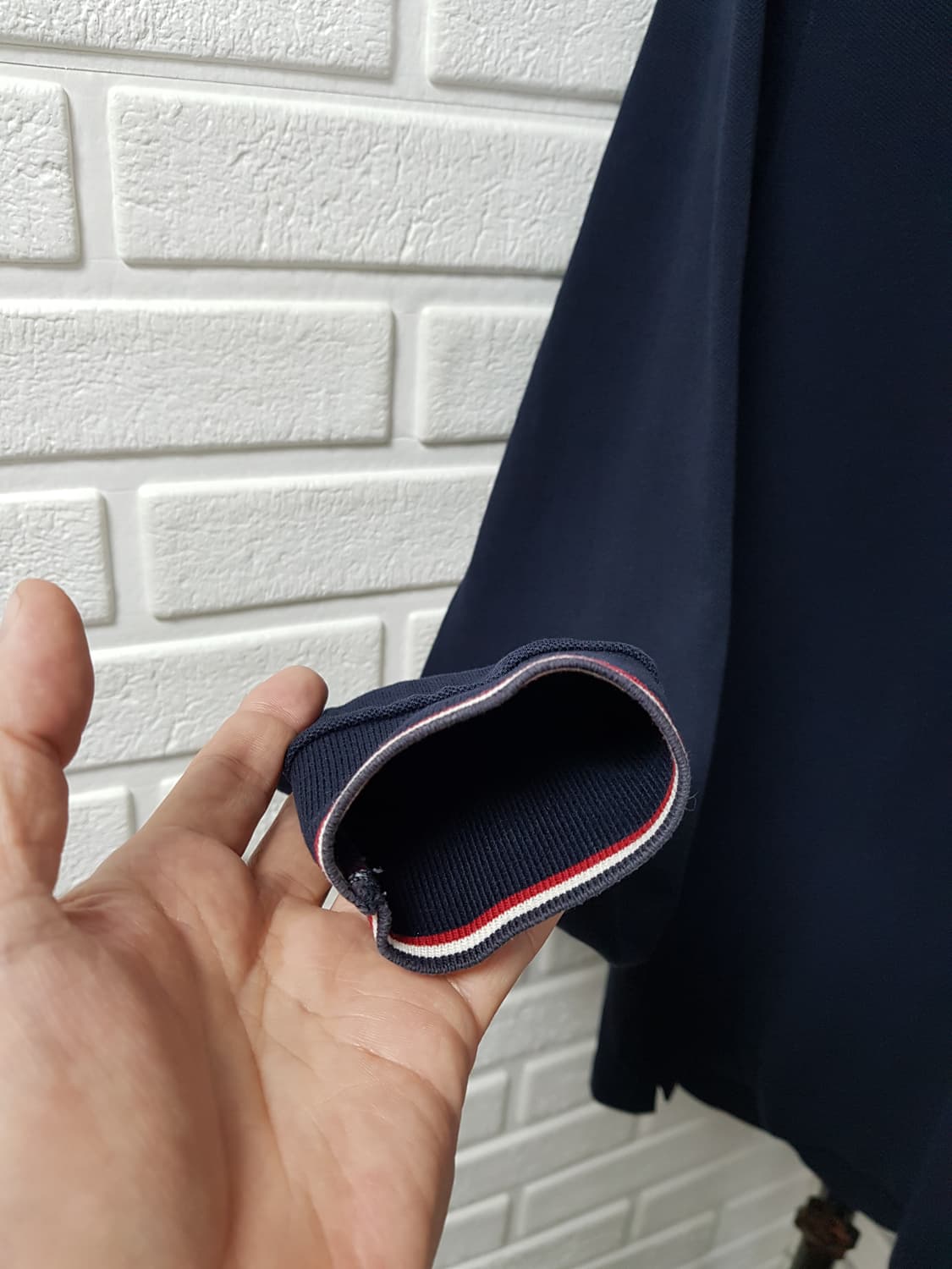 [xl/105/정품] 몽클레어 카라넥 긴팔티 네이비 상품이미지4