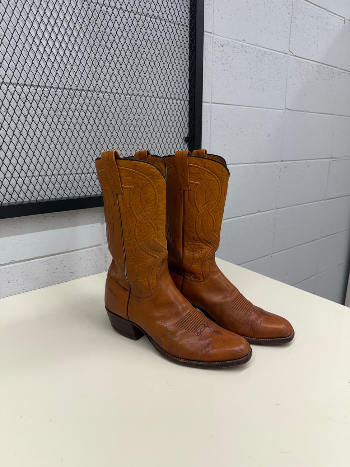 Lucchese Spanish Tan Leather 10.5D 상품이미지1