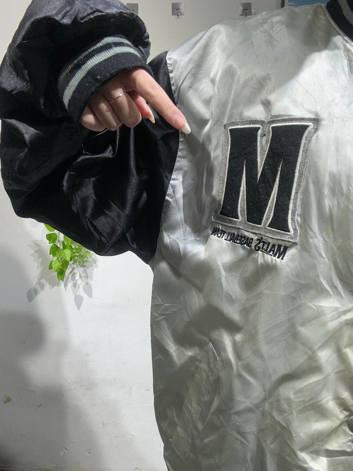 산토리 멜츠 그레이 블랙 배색 바시티 야구 잠바 자켓 L 상품이미지4