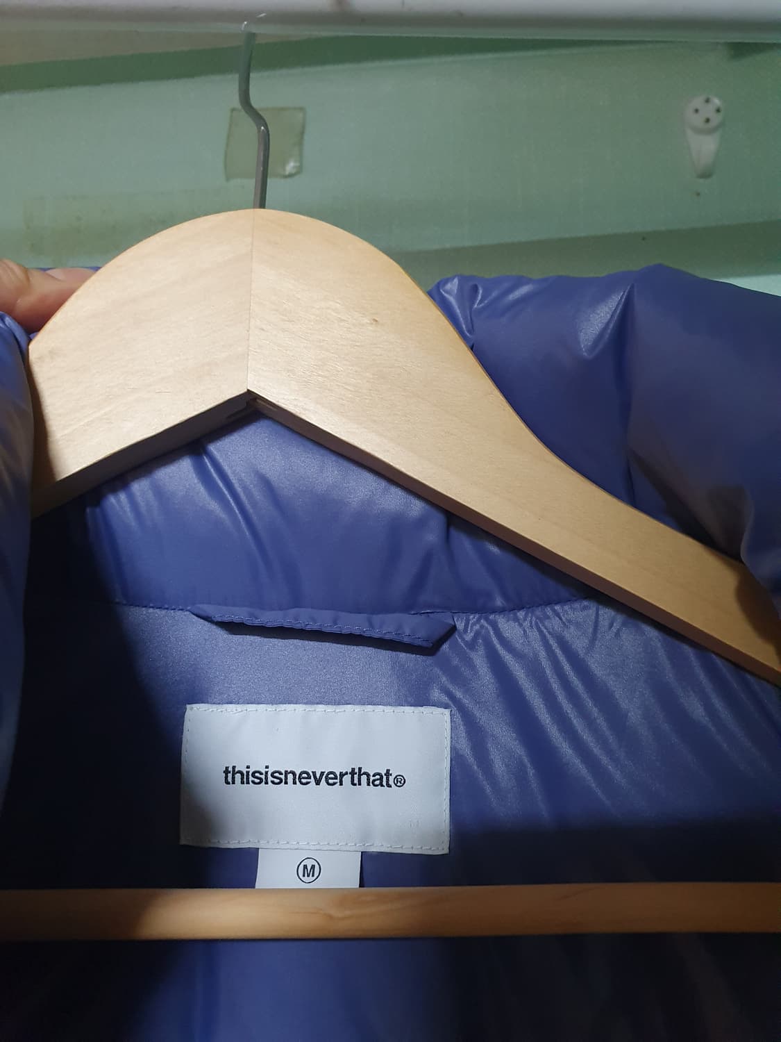 디스이즈네버댓 다운 패딩 M 상품이미지3