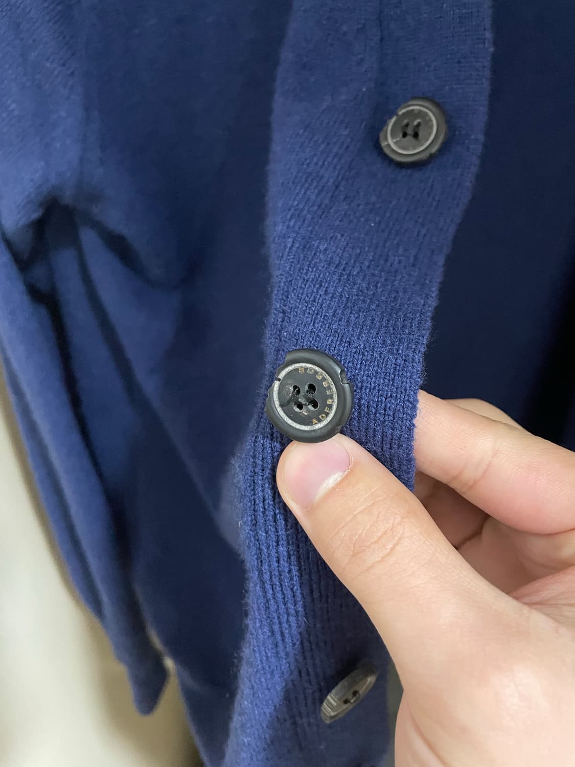 아더에러 시그니피컨트 네이비 가디건 M 상품이미지5