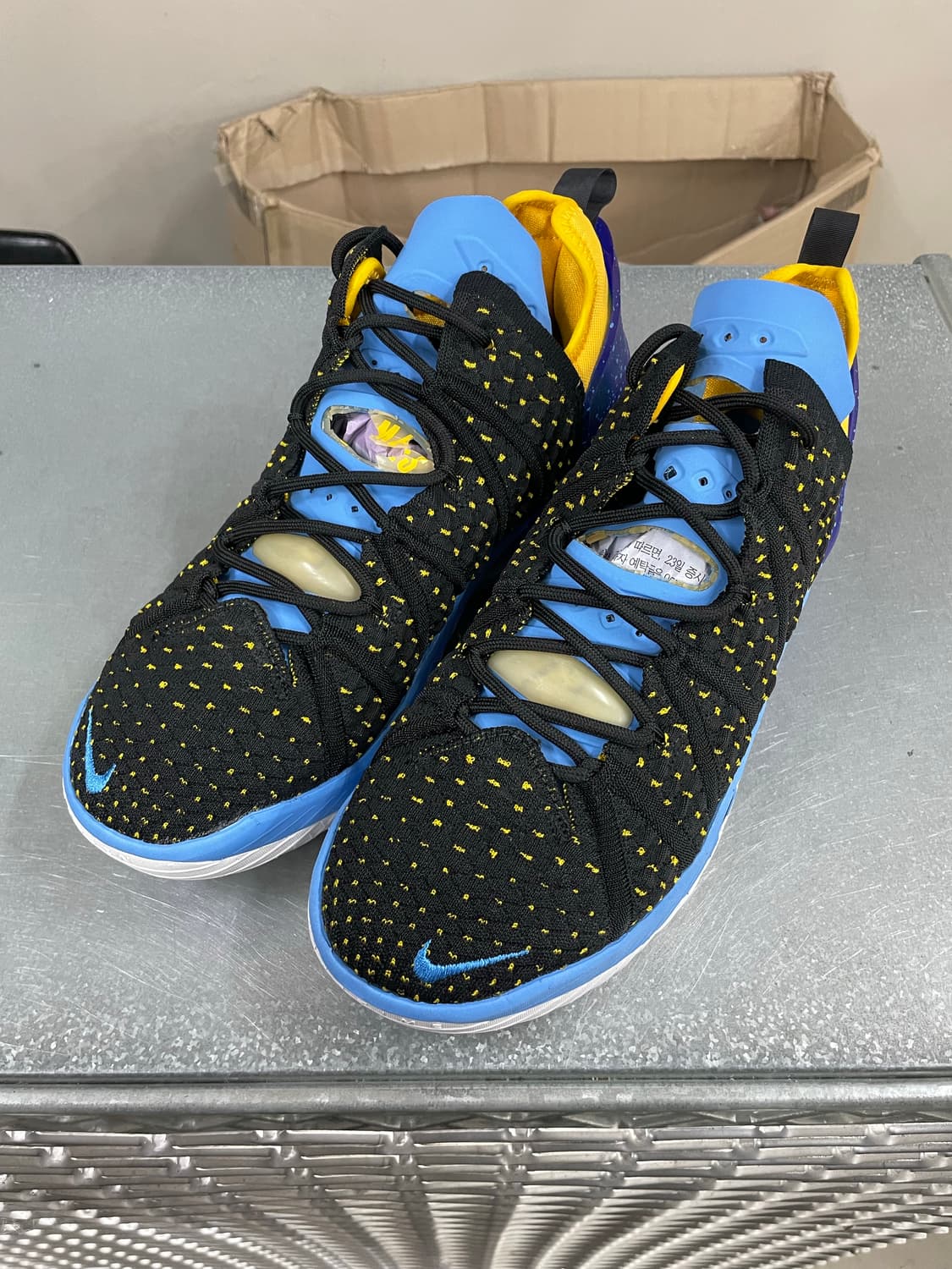 나이키 르브론 18 다이너스티 255 상품이미지2