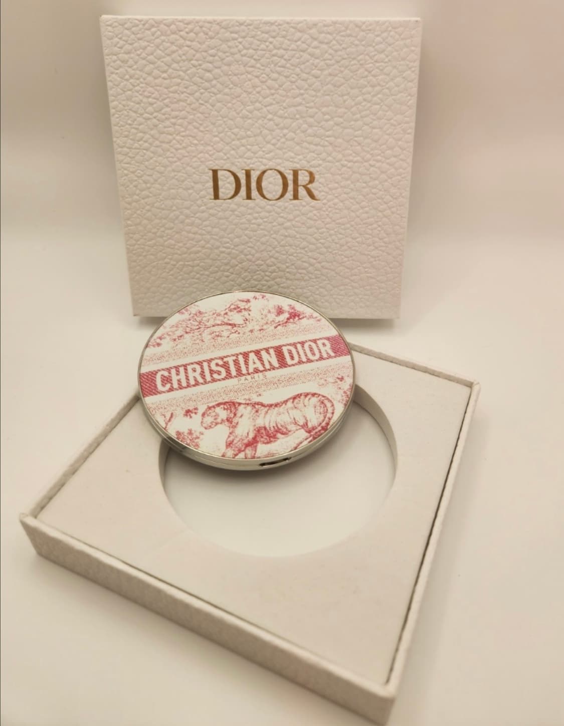 디올 뷰티 뜨왈드주이 원형 손거울 상품이미지2