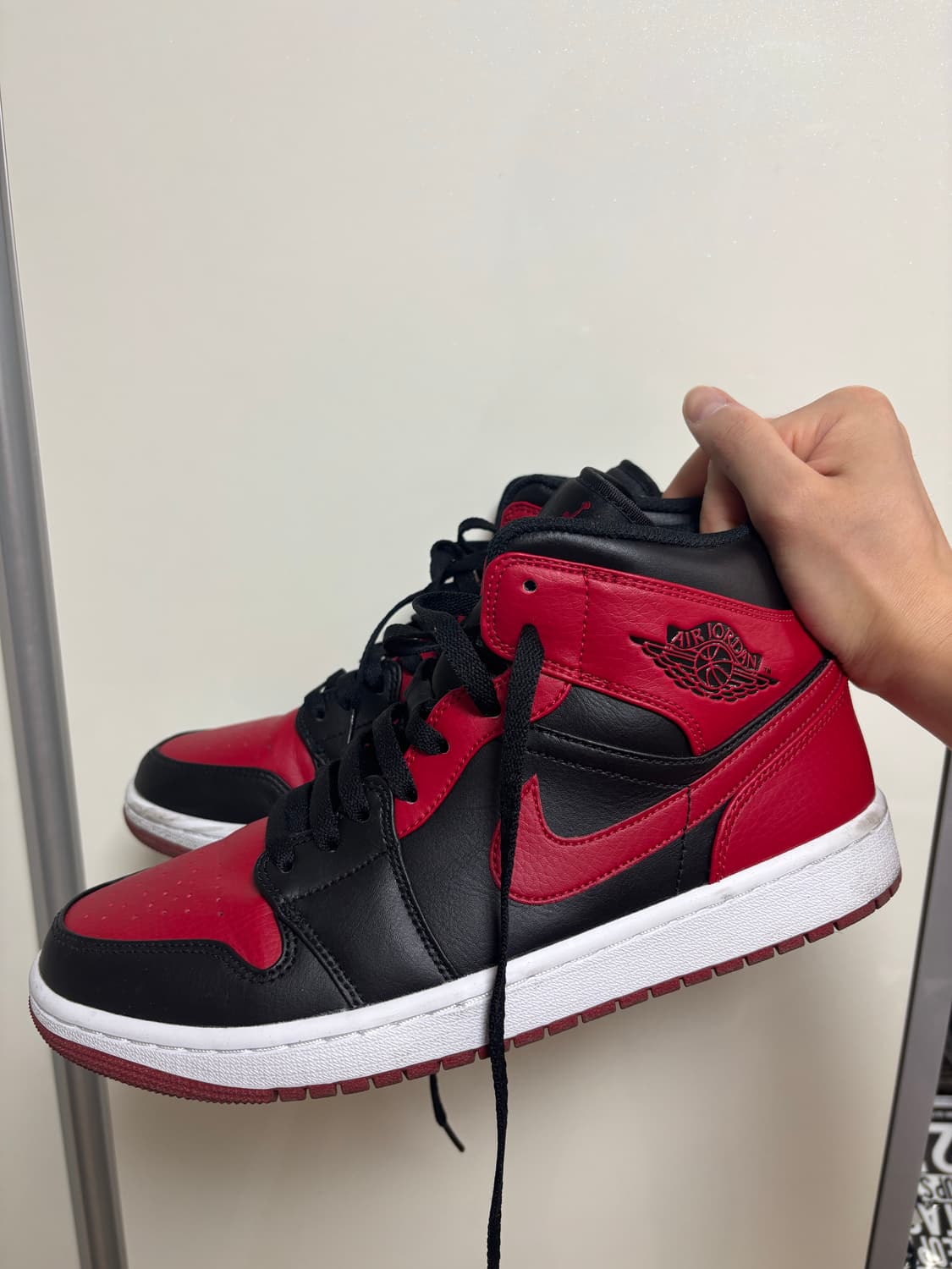 조던1 미드 상품이미지1