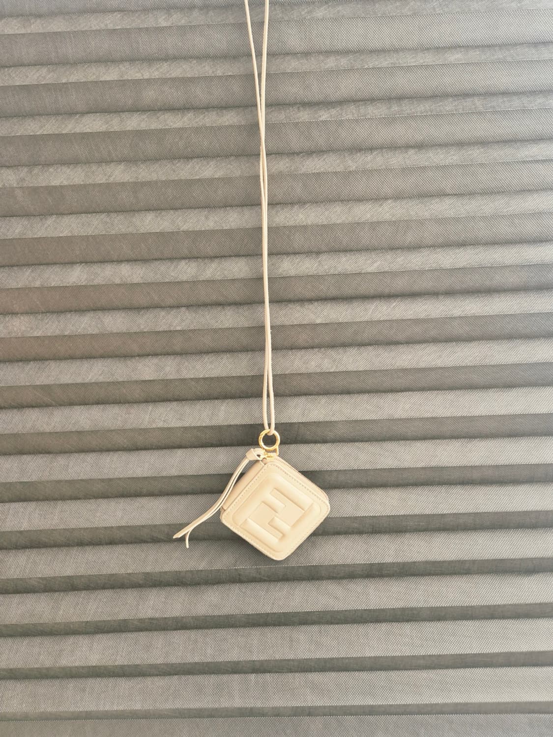 펜디 큐브 코인지갑 상품이미지6