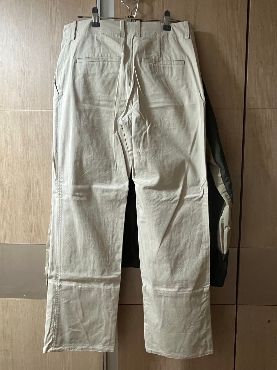 코스 cos 크롭 턴 트라우저 로에베맛 36사이즈 팝니다 상품이미지2