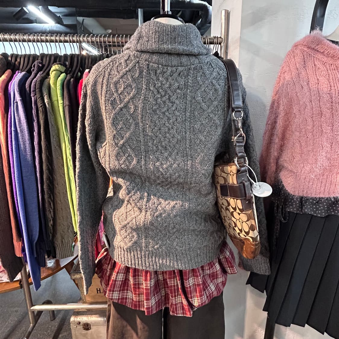 Vintage Grey Winter Cardigan 상품이미지3