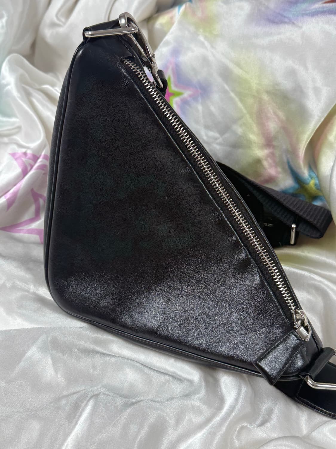 프라다 트라이앵글백 (구매영수증 첨부) 상품이미지5