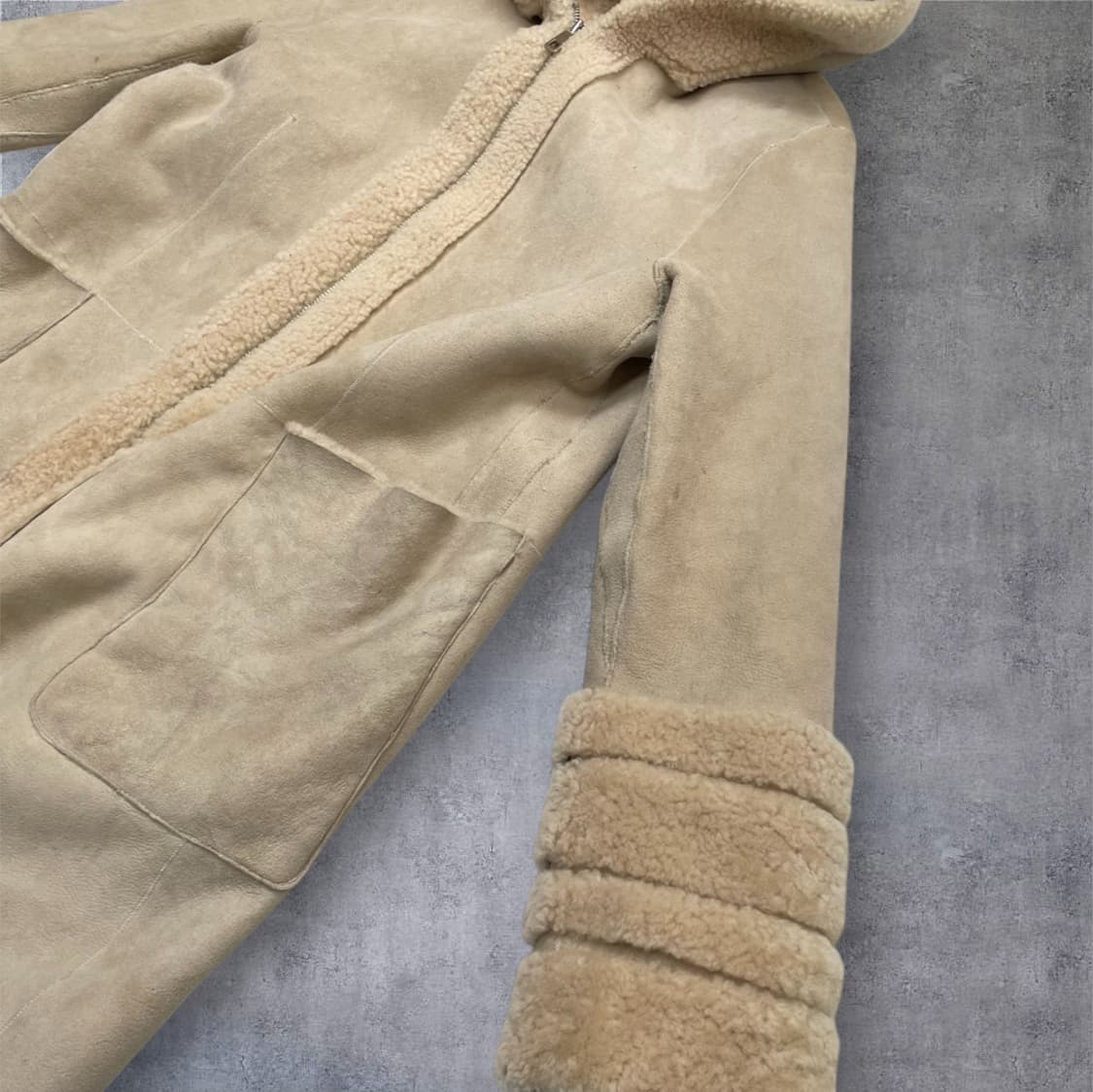 디케이엔와이 DKNY 베이지 후드 무스탕 롱코트 상품이미지6