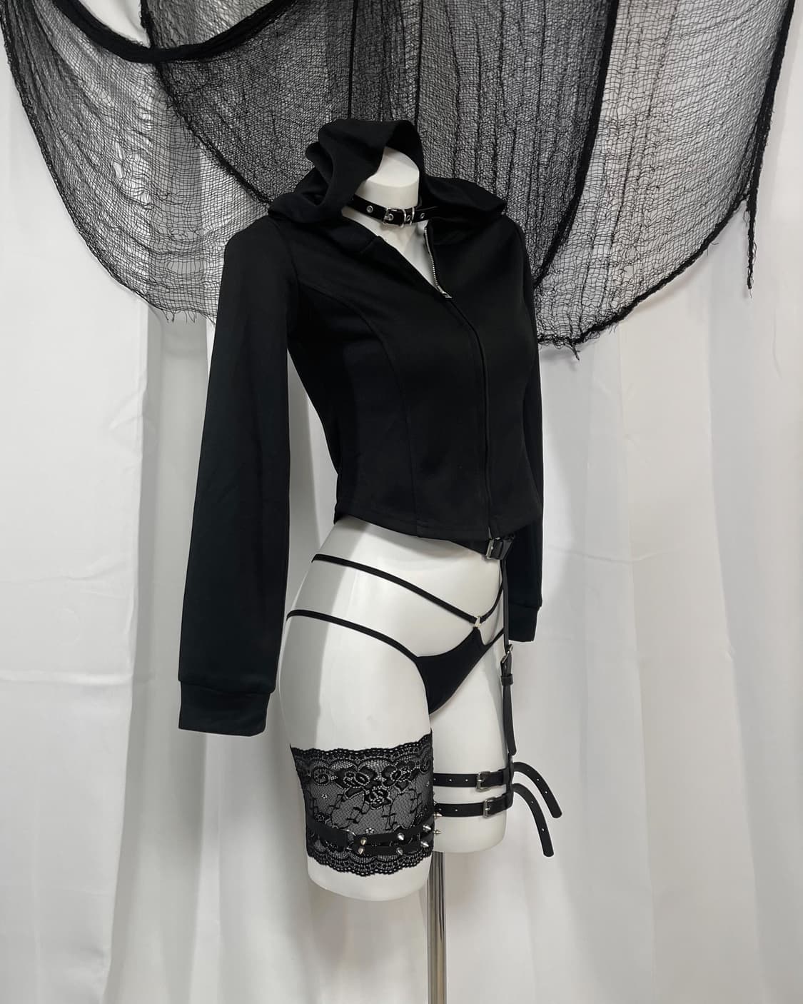 black crop hood zip-up 상품이미지2