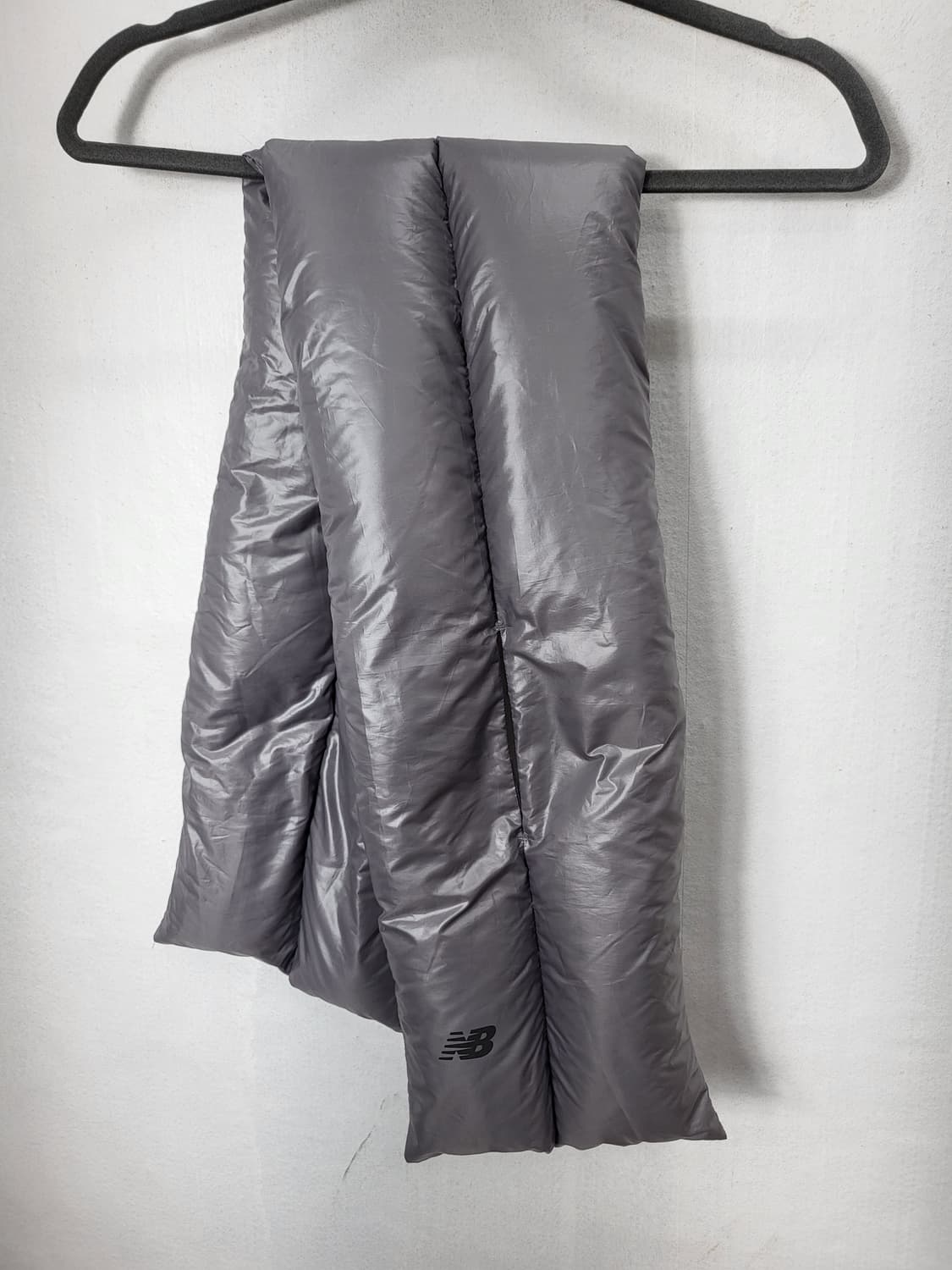 뉴발란스 구스패딩 고리 머플러 실버 새제품급 상품이미지4