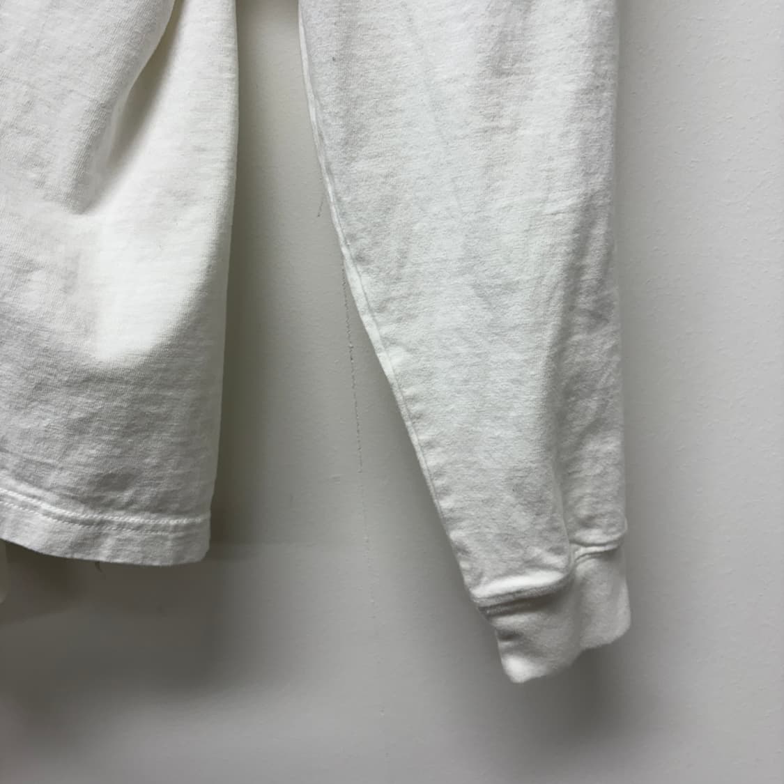 칼하트 화이트 루즈핏 롱슬리브 L 상품이미지6
