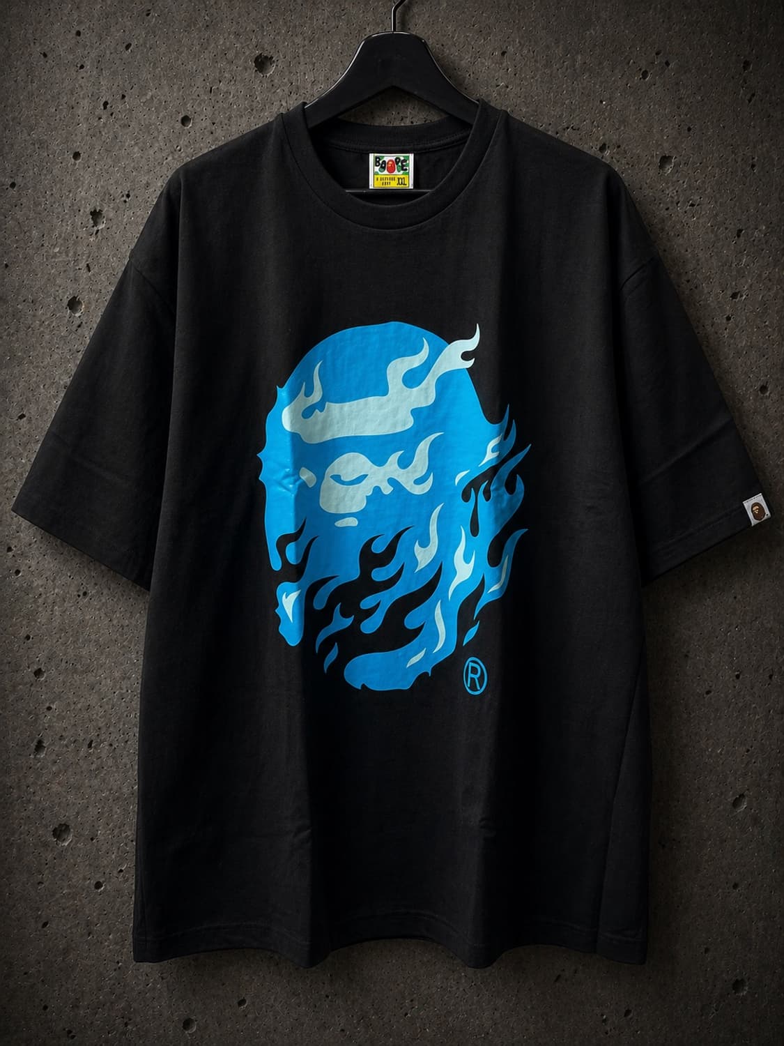 베이프 플레임 에이프 헤드 티셔츠 상품이미지1