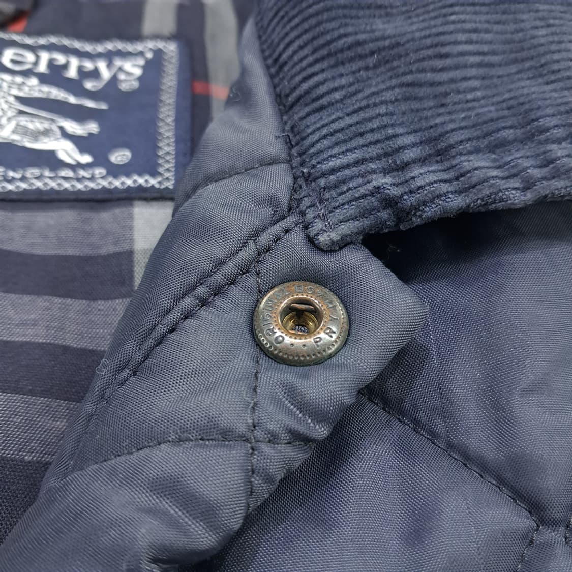 CN735W L 버버리 네이비 퀄팅 자켓 점퍼 상품이미지8