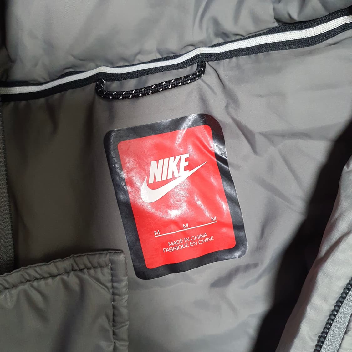 ✨ (바배) 나이키 덕다운 여성 그레이 패딩  상품이미지3