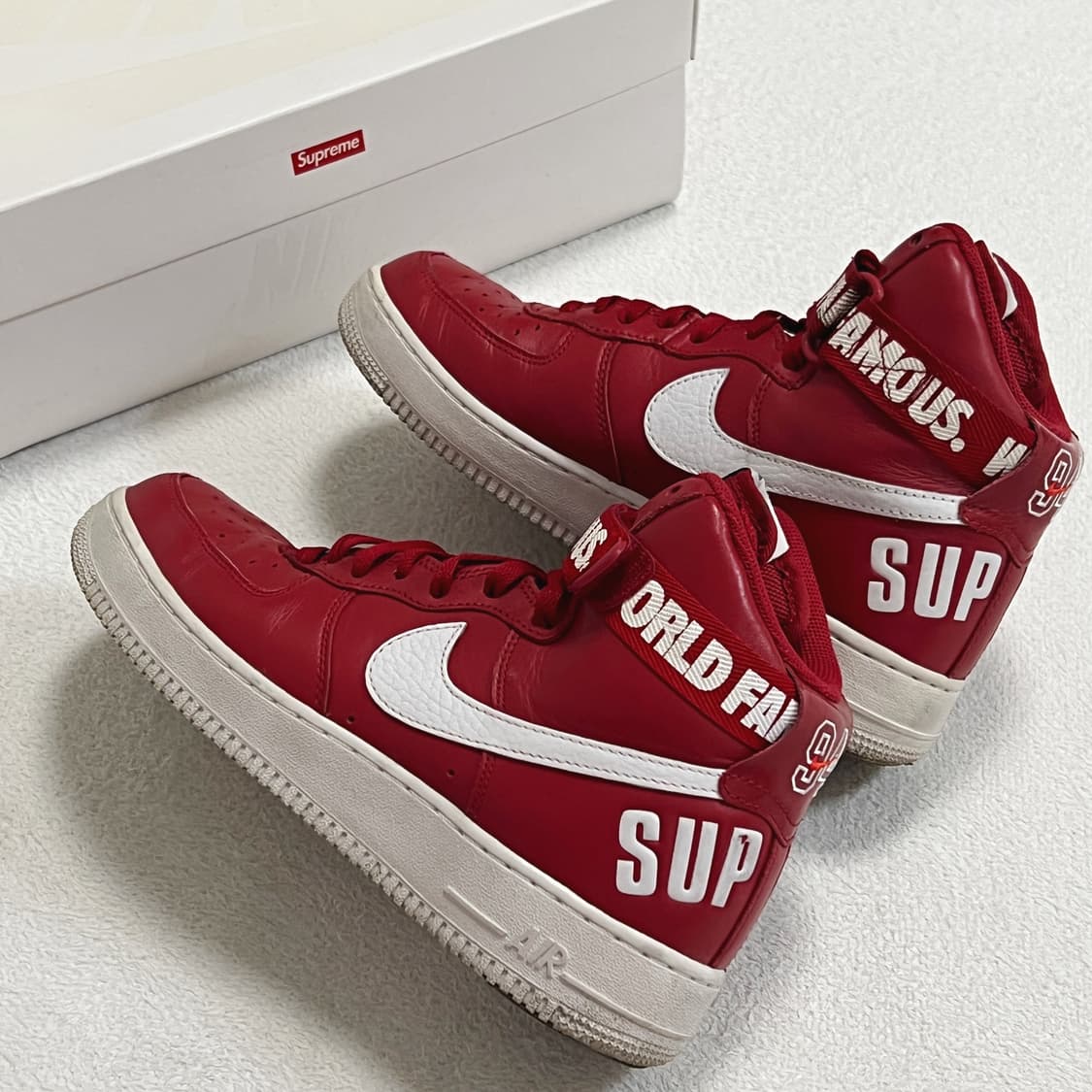 나이키 x 슈프림 에어포스1 하이 월드 페이머스 레드 상품이미지4