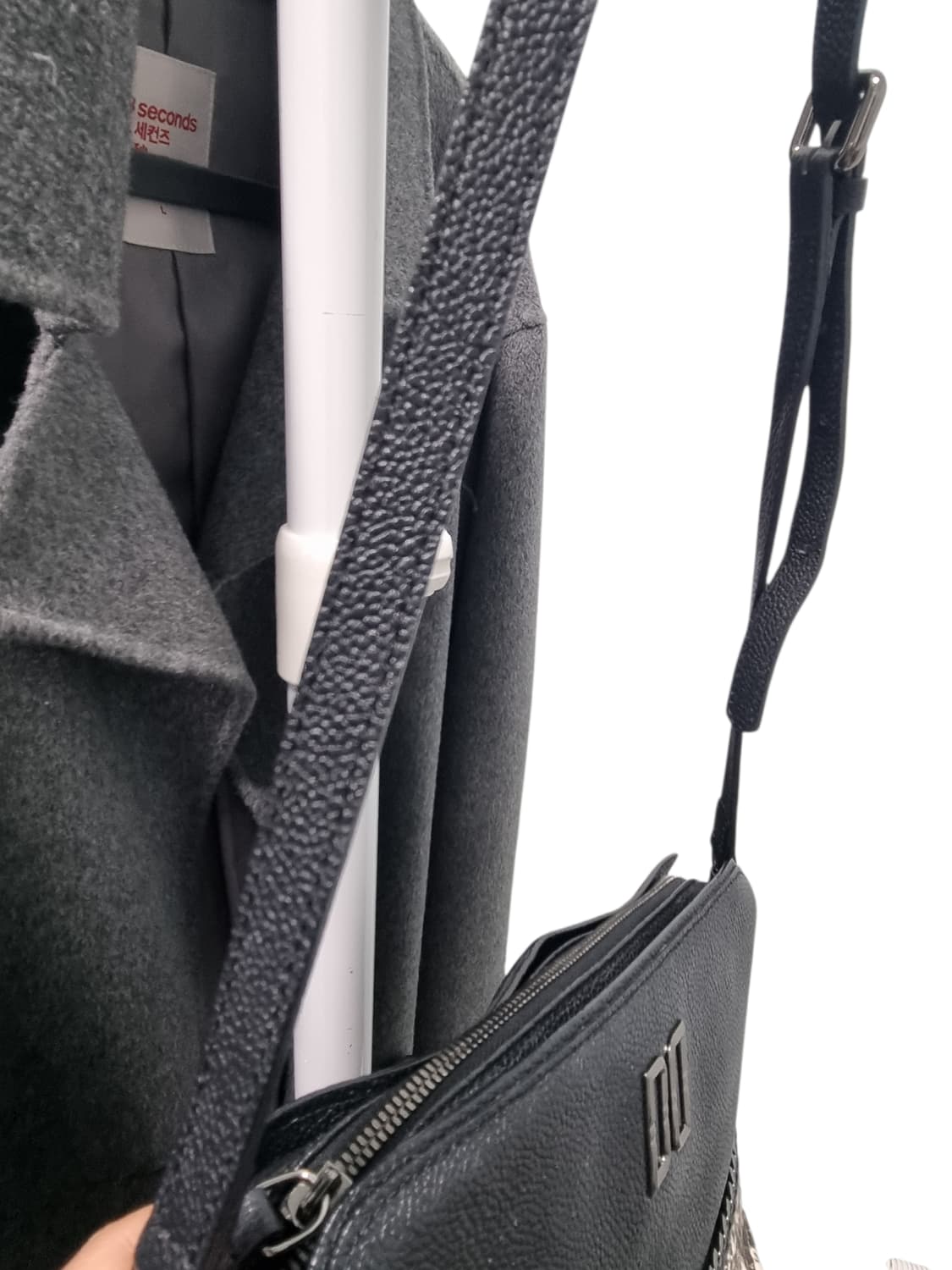 닥스 가죽 뱀피 크로스 백 상품이미지5