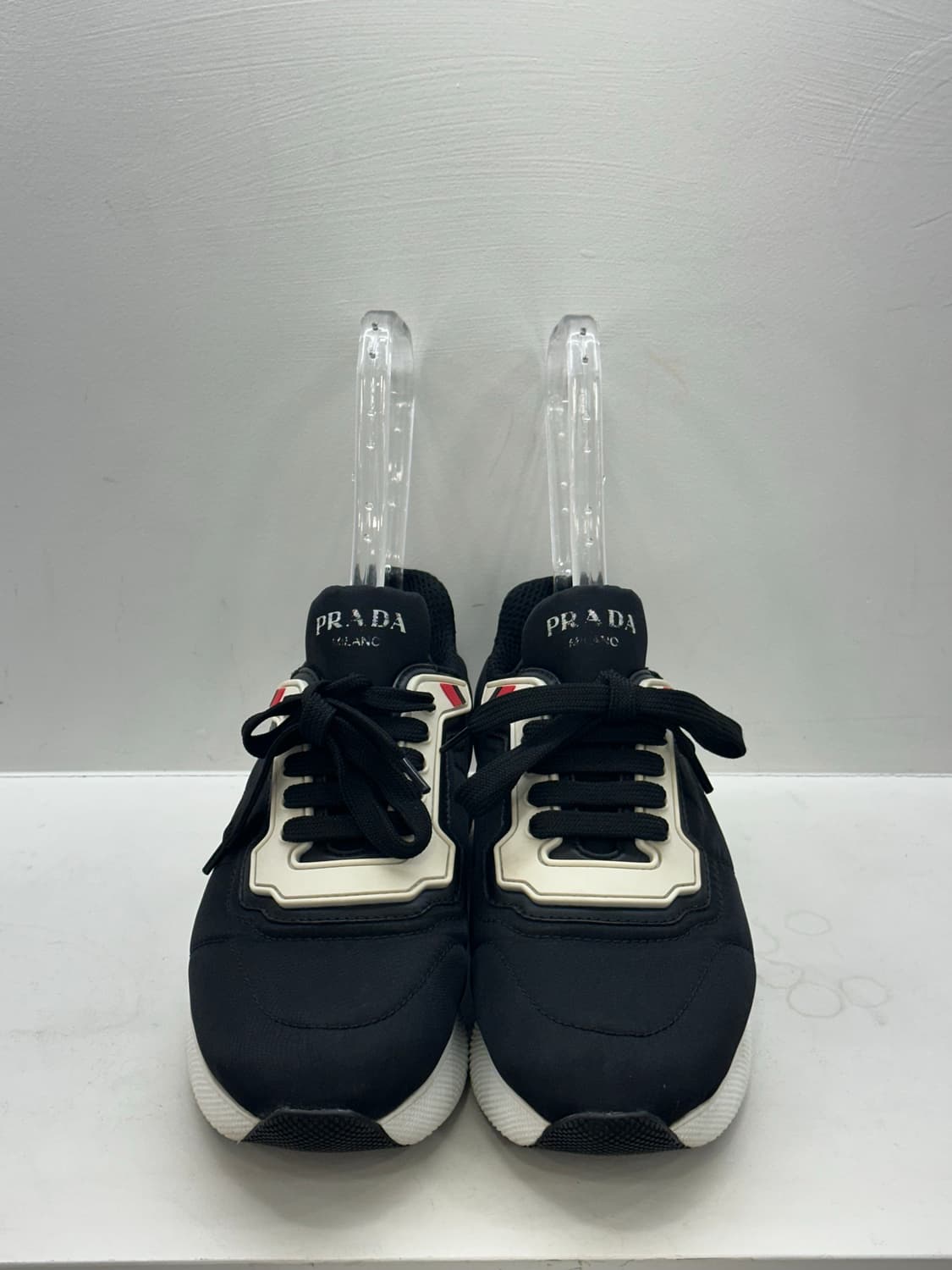 프라다 스니커즈 상품이미지1