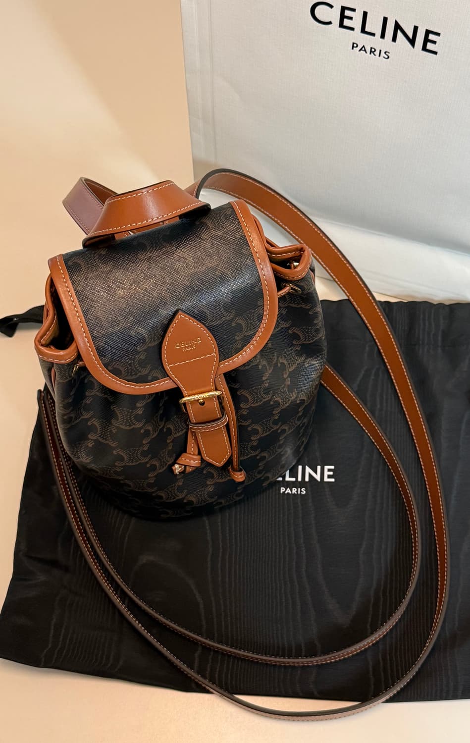 셀린느 폴코백팩 미니 상품이미지4