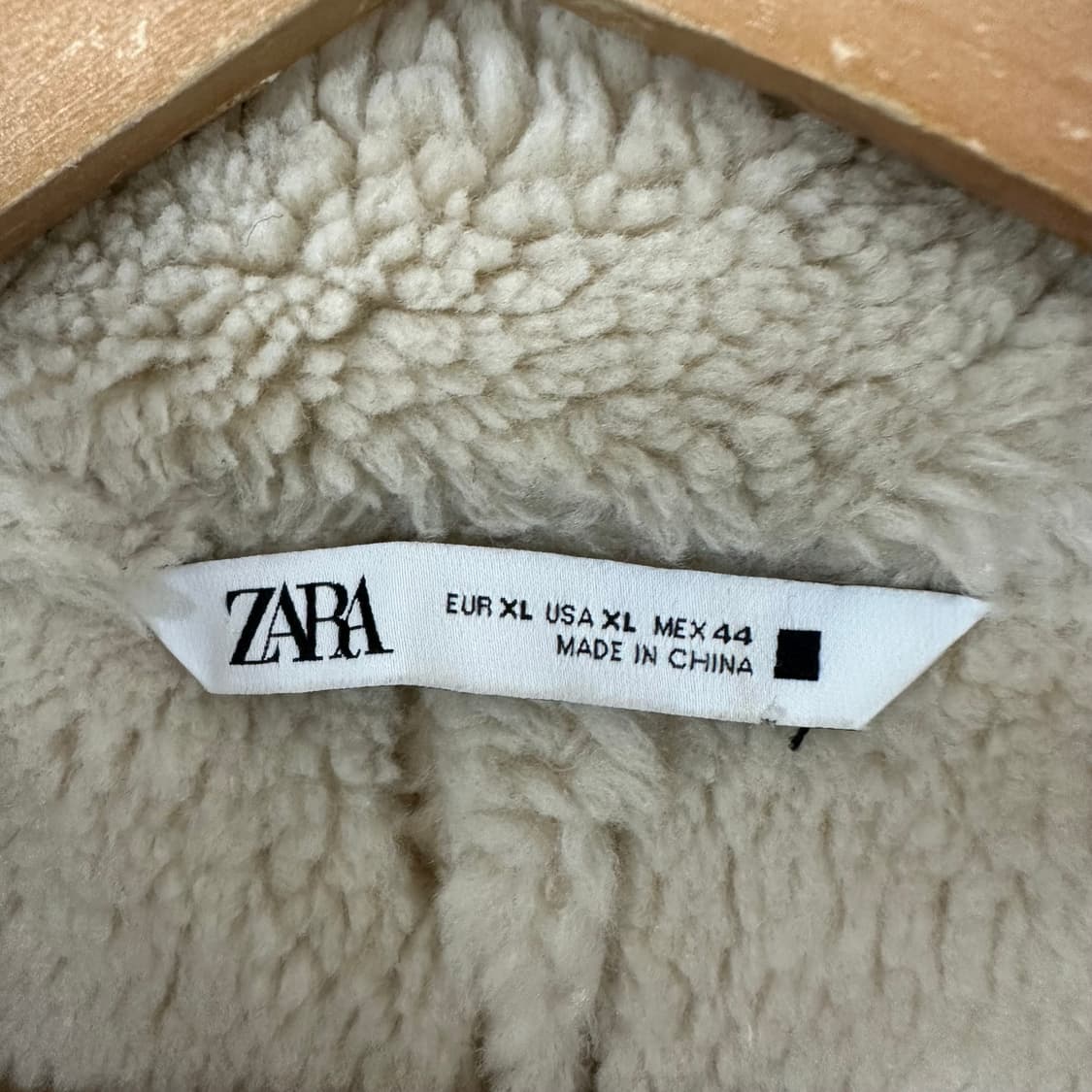 자라 남자 무스탕 도톰자켓 검정 빅사이즈 XL  EY 상품이미지8