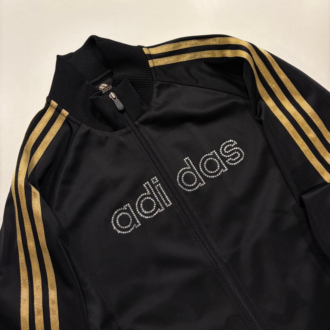 [95] 아디다스 블랙 골드 큐빅 빅로고 삼선 져지 집업 C539 상품이미지3