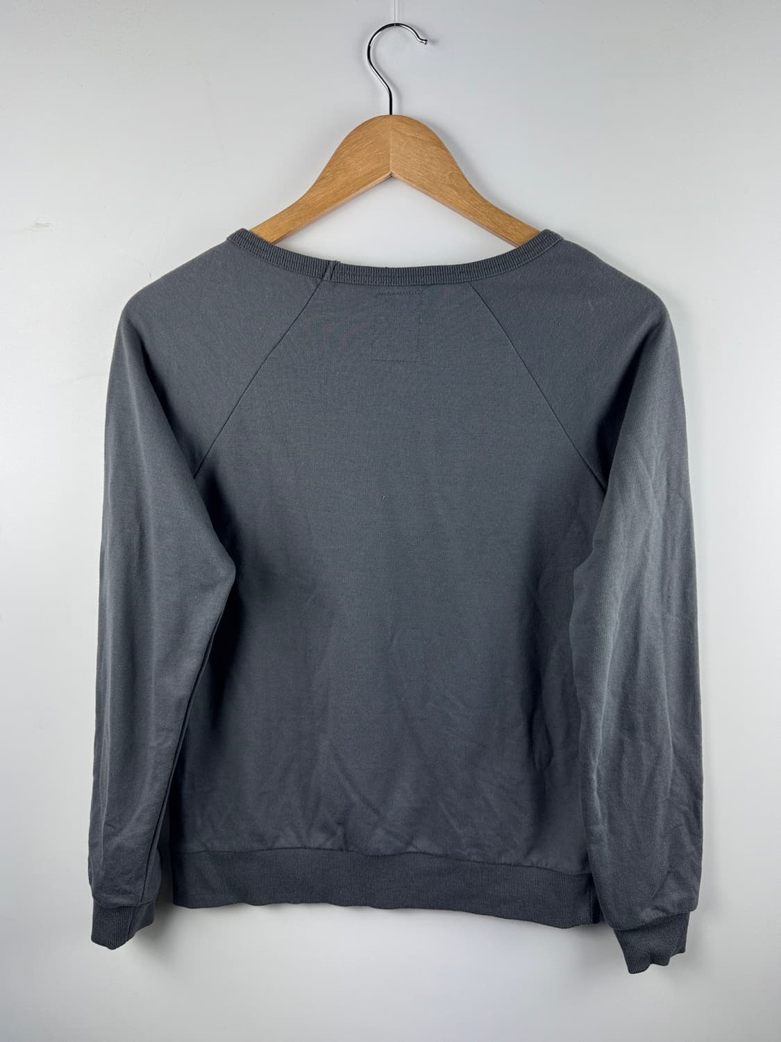 KISS 오피셜  롱슬리브1737 상품이미지2