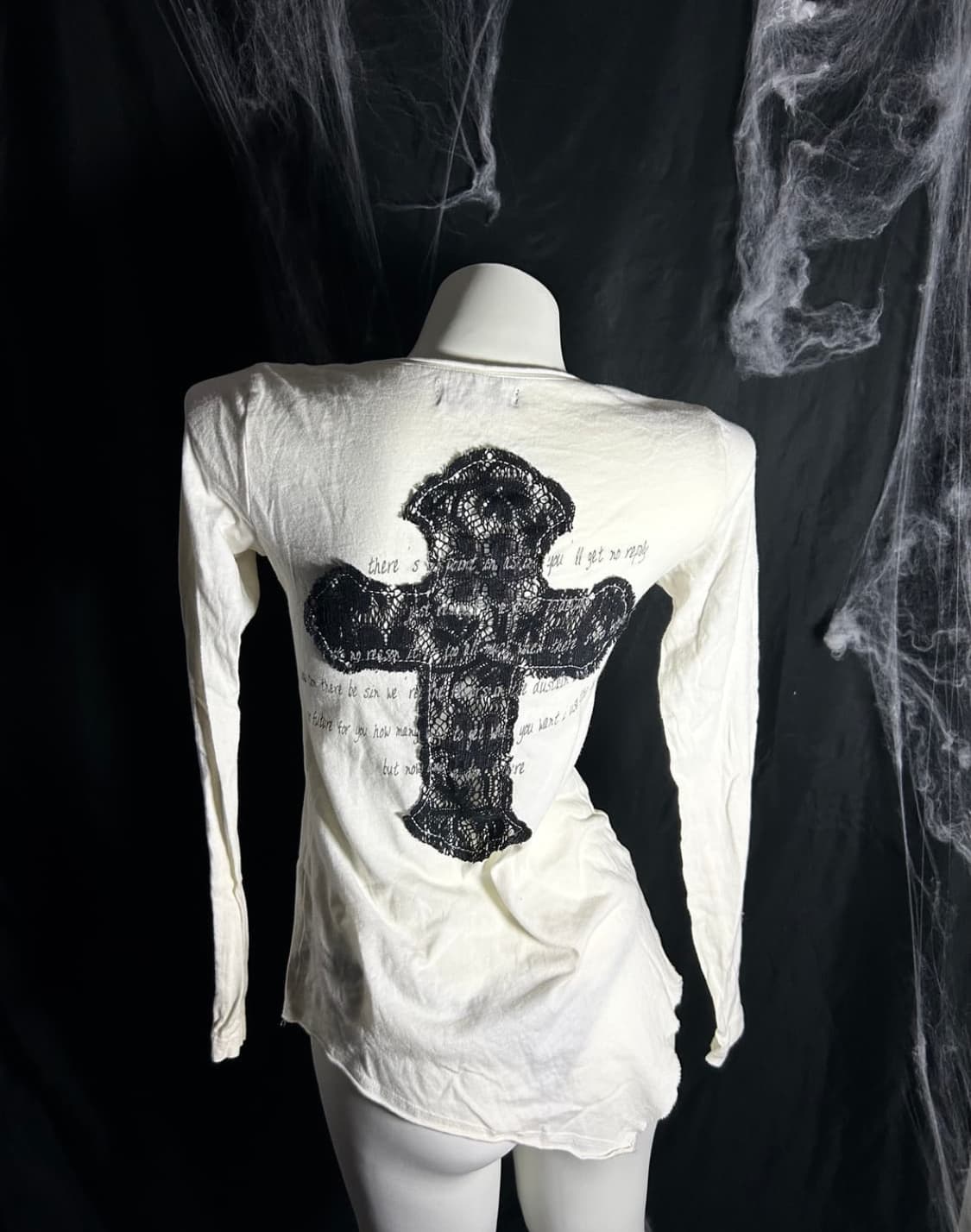 navana black lace cross unbal sleeve 상품이미지1