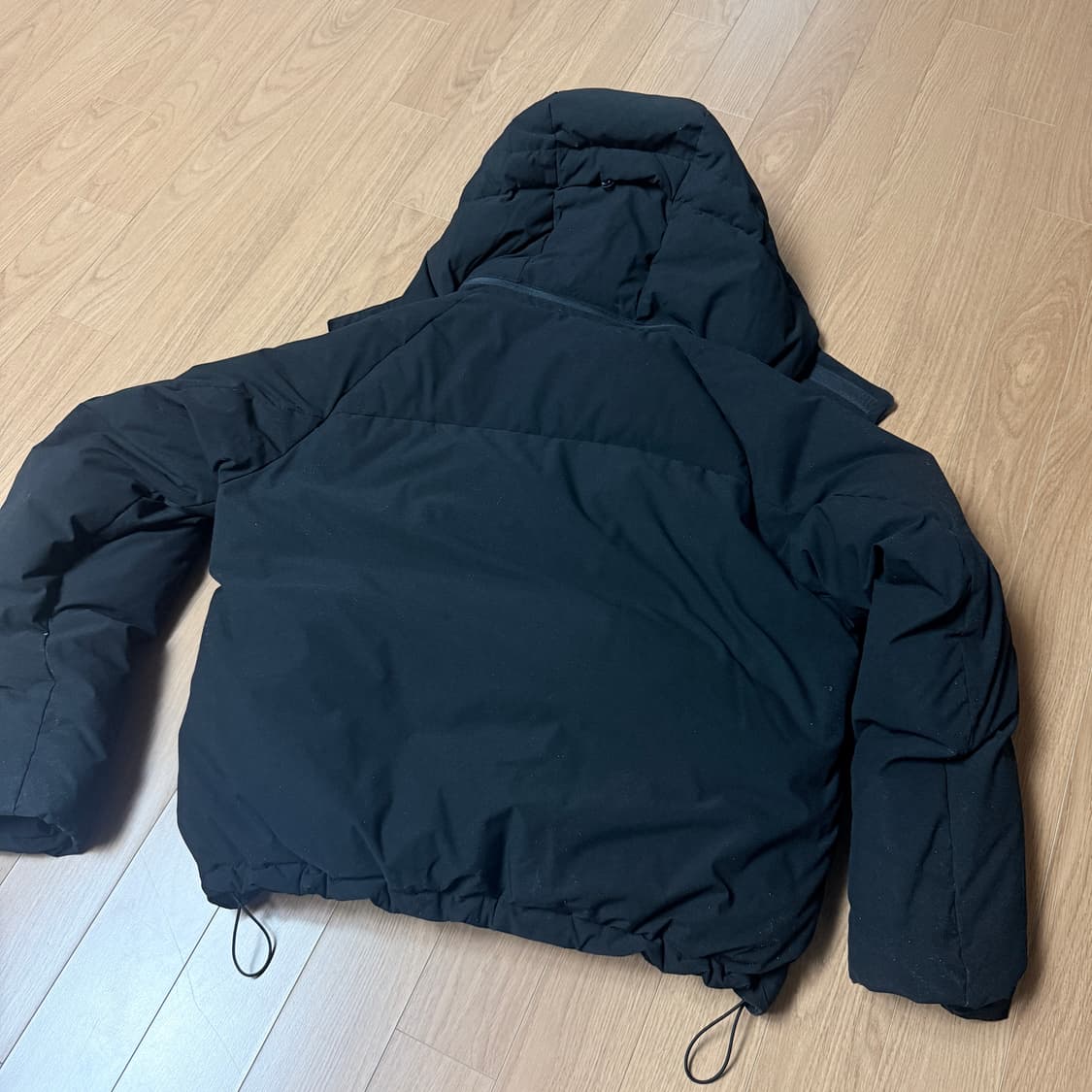 해칭룸 헤비 구스다운 푸퍼 패딩 2사이즈입니다. 상품이미지6