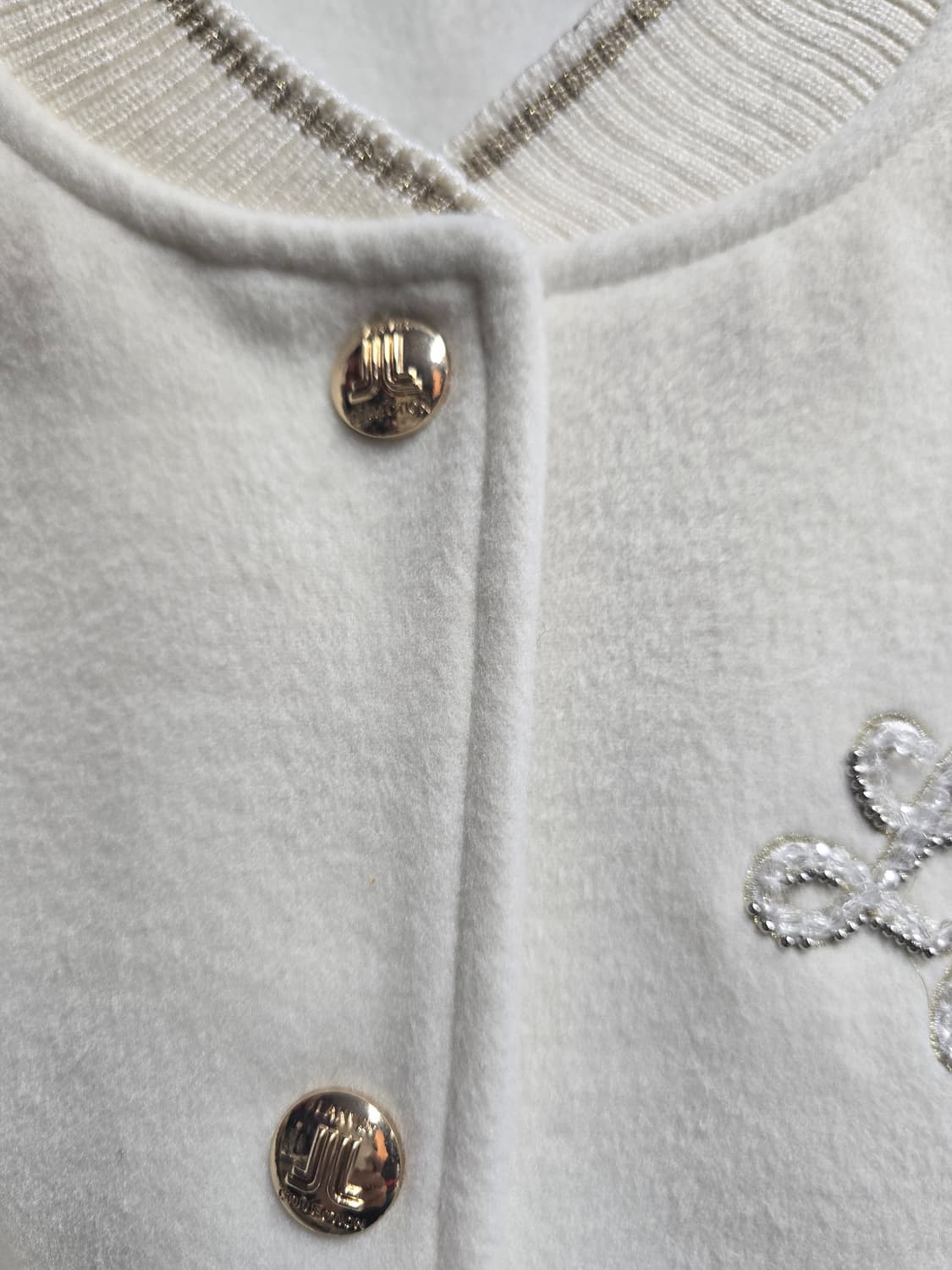 한섬 랑방컬렉션 울 텍스쳐 블록 비딩점퍼 호칭88 상품이미지4