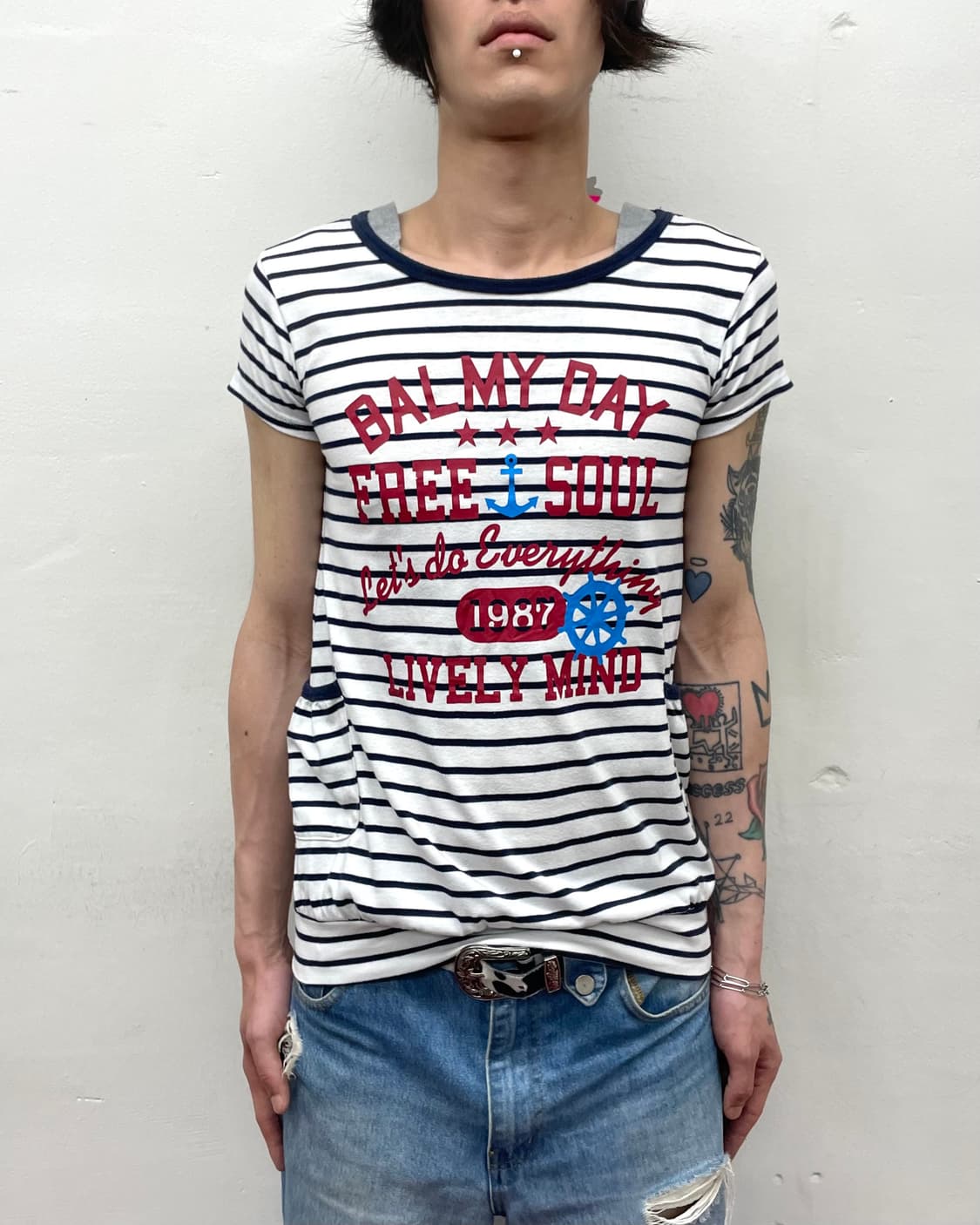 Stripe pocket gray shoulder T-shirt  상품이미지1