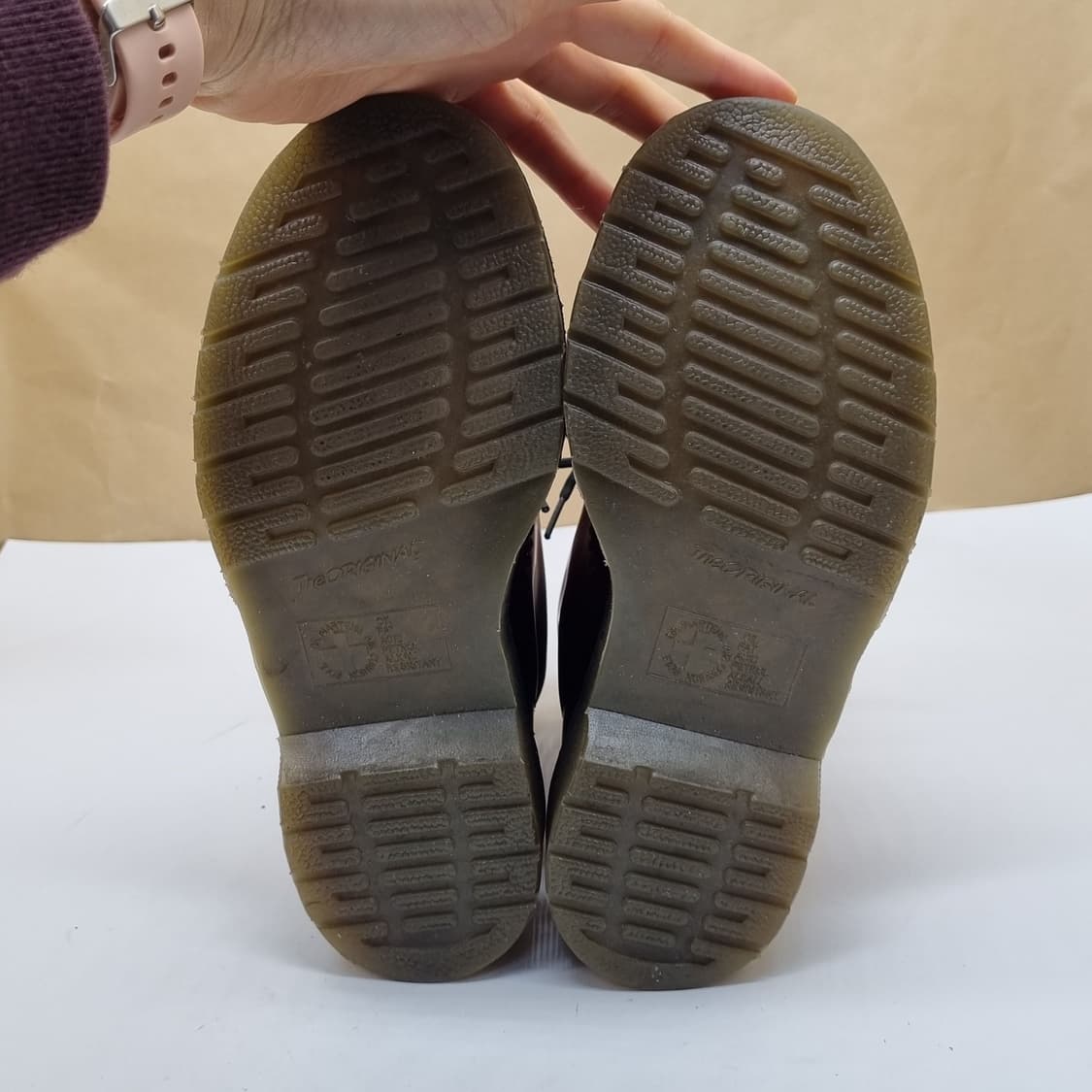 닥터마틴 뉴턴 체리레드 여성워커240. 상품이미지3