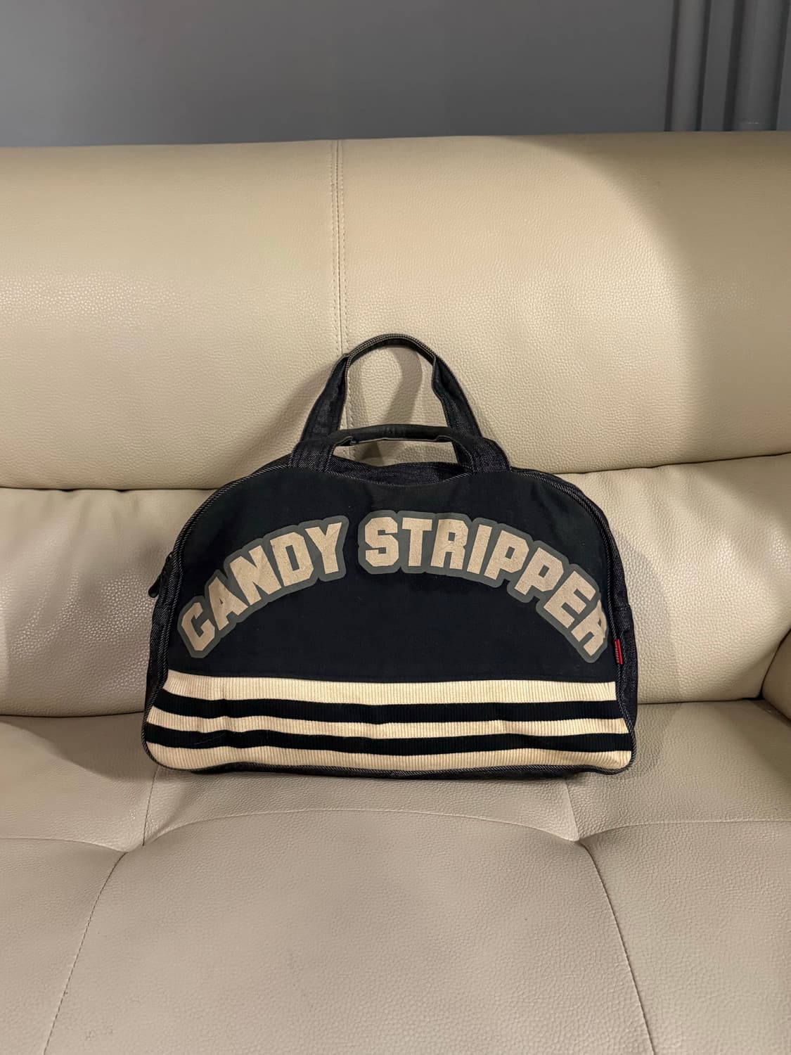 ”CANDY STRIPPER" lettering tote bag 상품이미지1