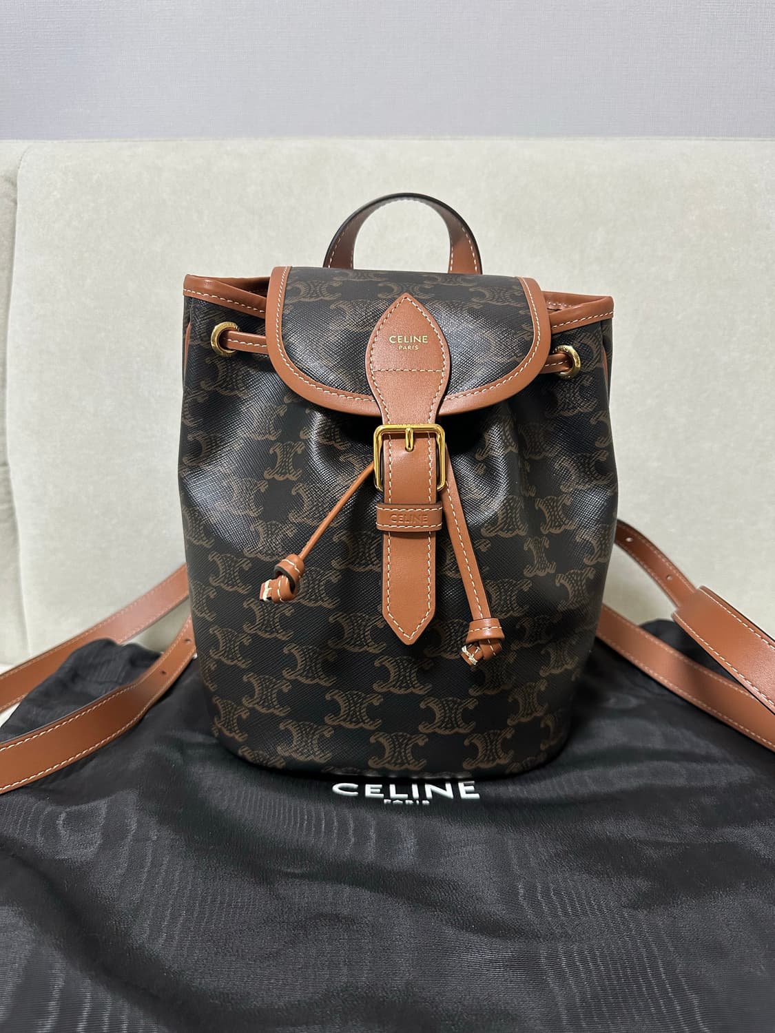 [새상품급 정품] 셀린느 폴코 백팩 미니 상품이미지8