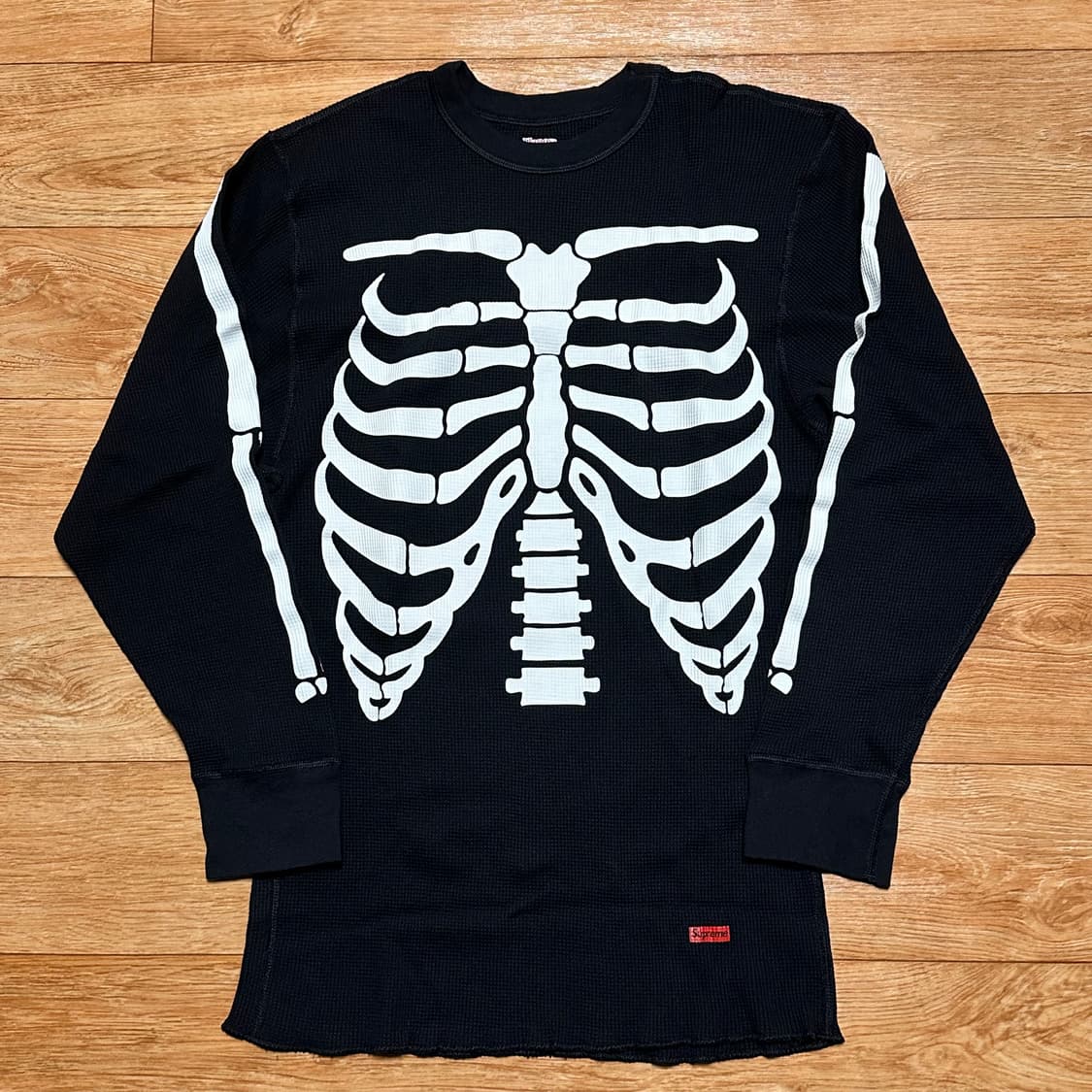 슈프림 헤인즈 본즈 써멀 크루 블랙 L 상품이미지1