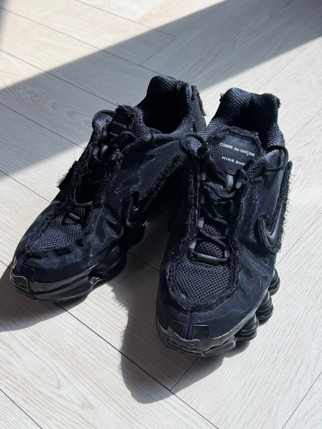 꼼데가르송 나이키 Shox R4 스니커즈 블랙 상품이미지2