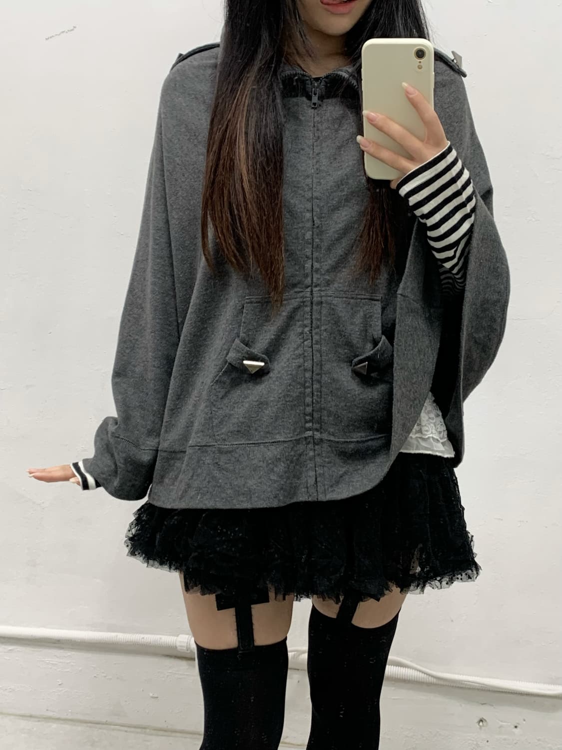 [LAZY DAISY] 펑크 y2k 스터드 케이프 상품이미지4