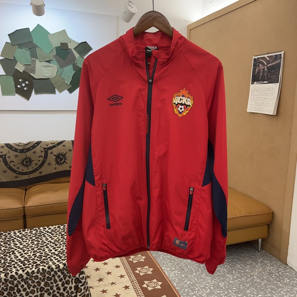 엄브로 올드스쿨 모스크바 축구 바람막이 자켓 XL C09696 상품이미지3