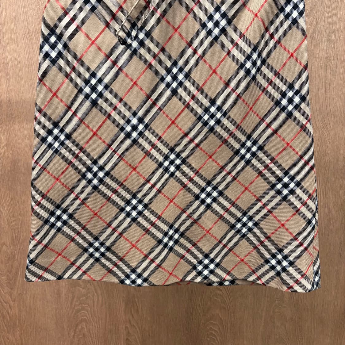 버버리 블루 라벨 미니 스커트 노바 체크 패턴 벨트 디테일 A라인 베이지 상품이미지5