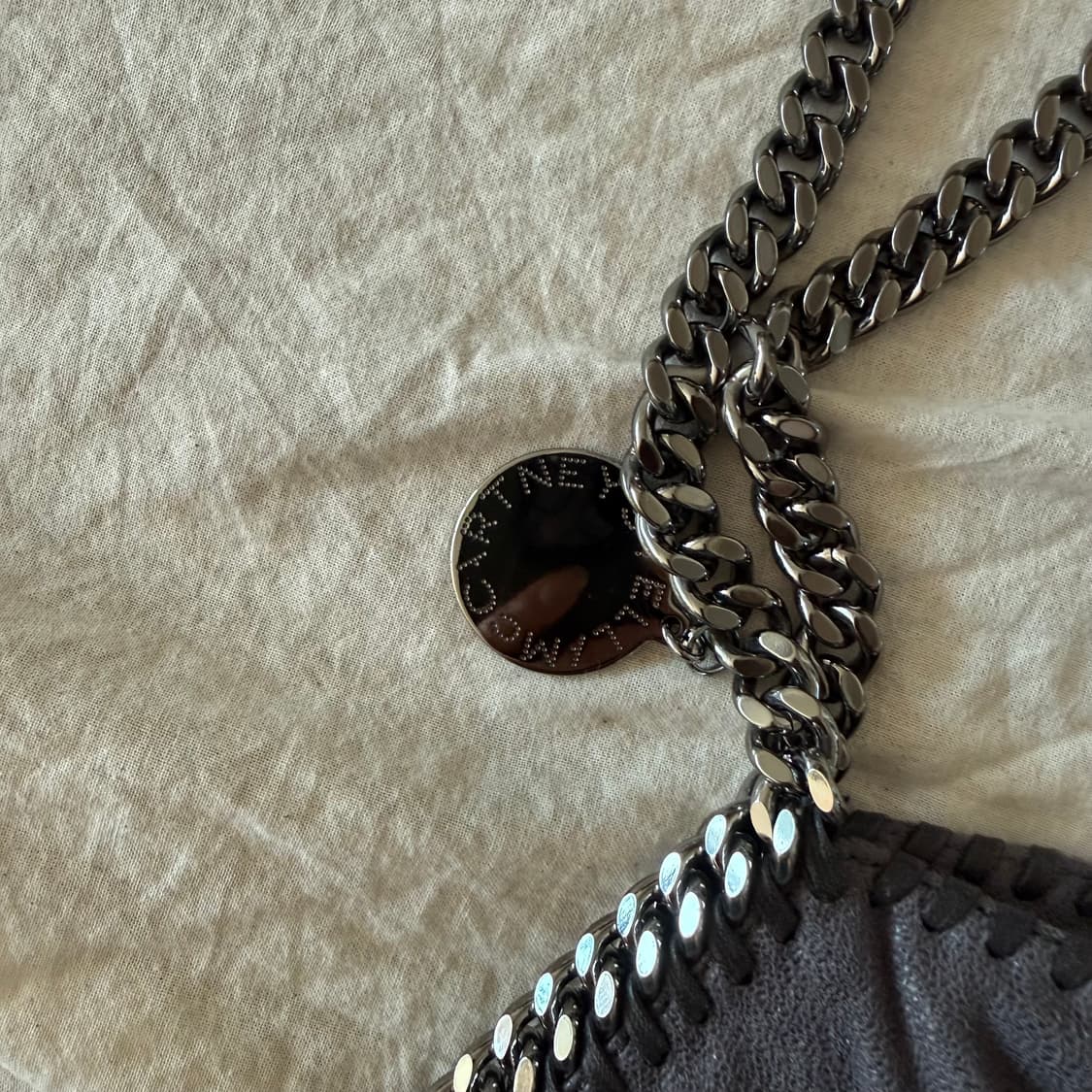 스텔라맥카트니 팔라벨라 라지 숄더백 상품이미지7