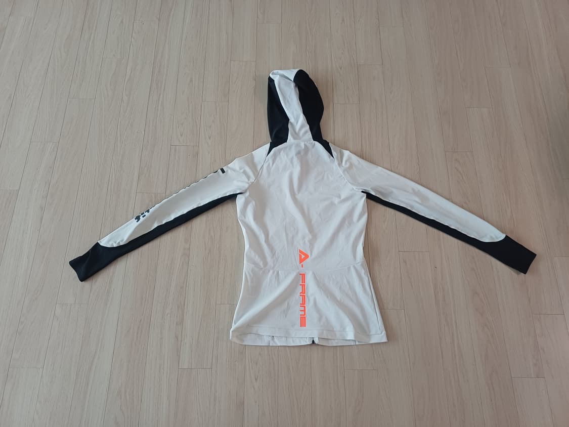 르꼬끄 후드 집업 상품이미지4